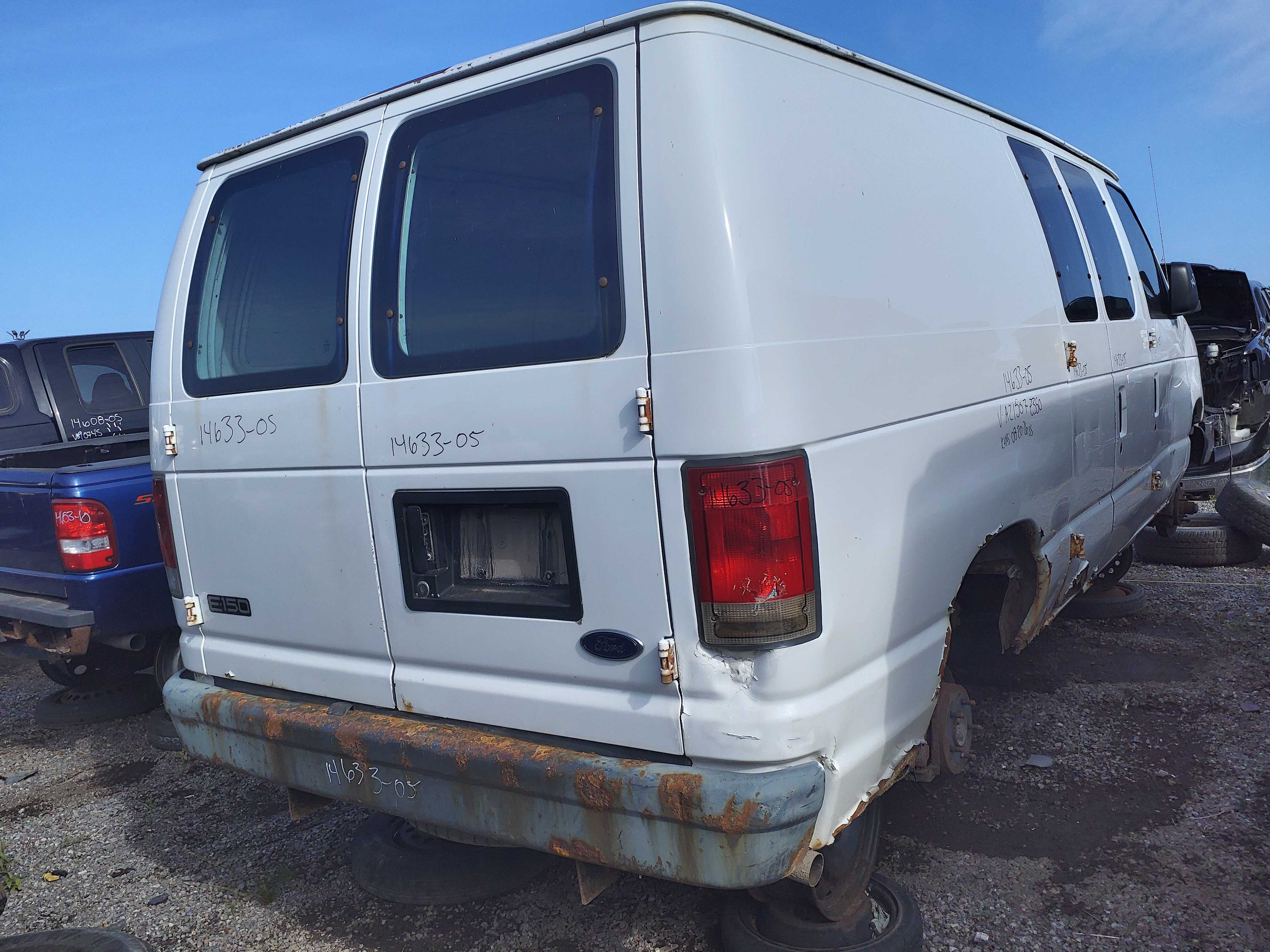 FORD ECONOLINE 2005