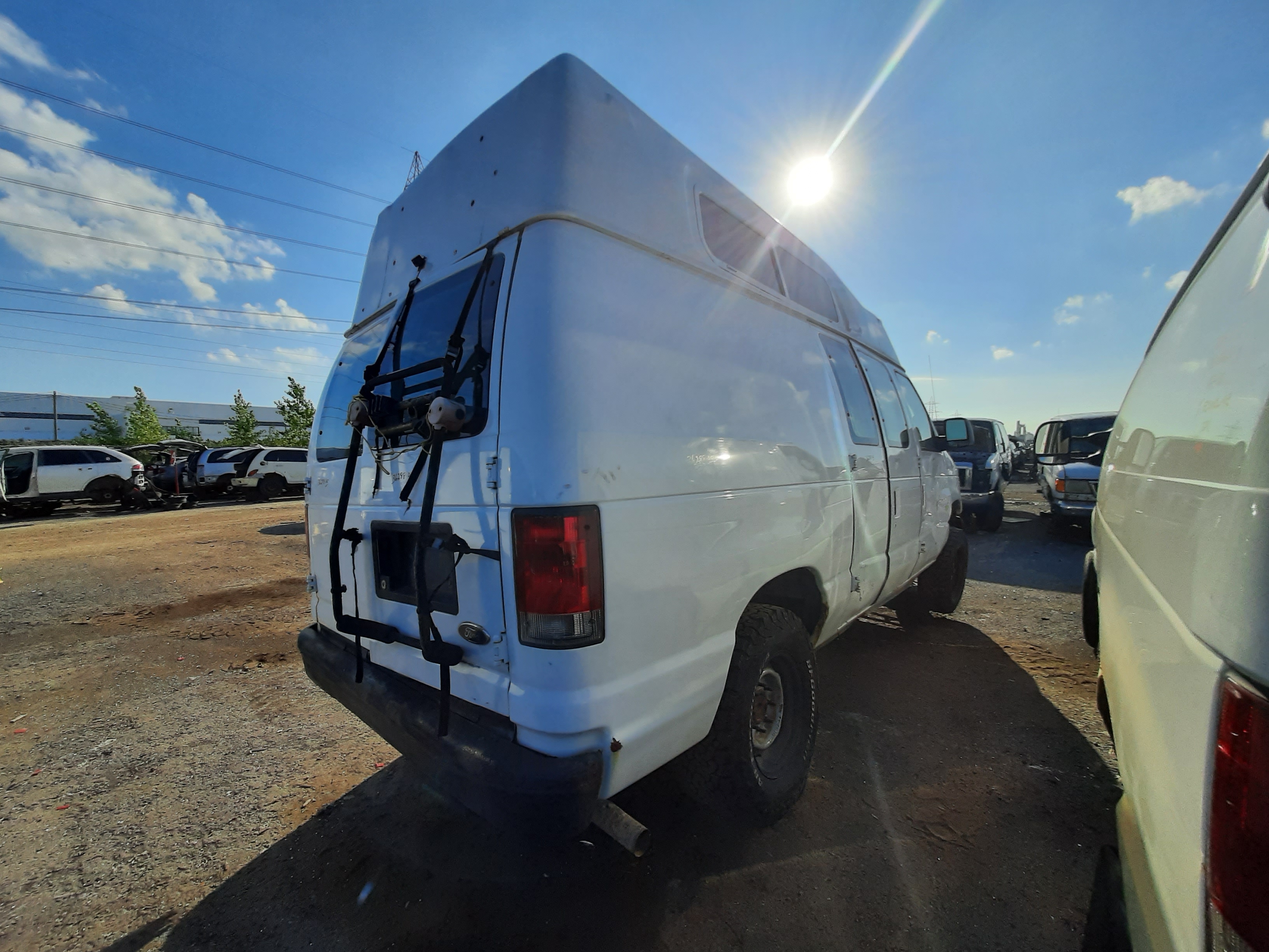 FORD ECONOLINE 2005