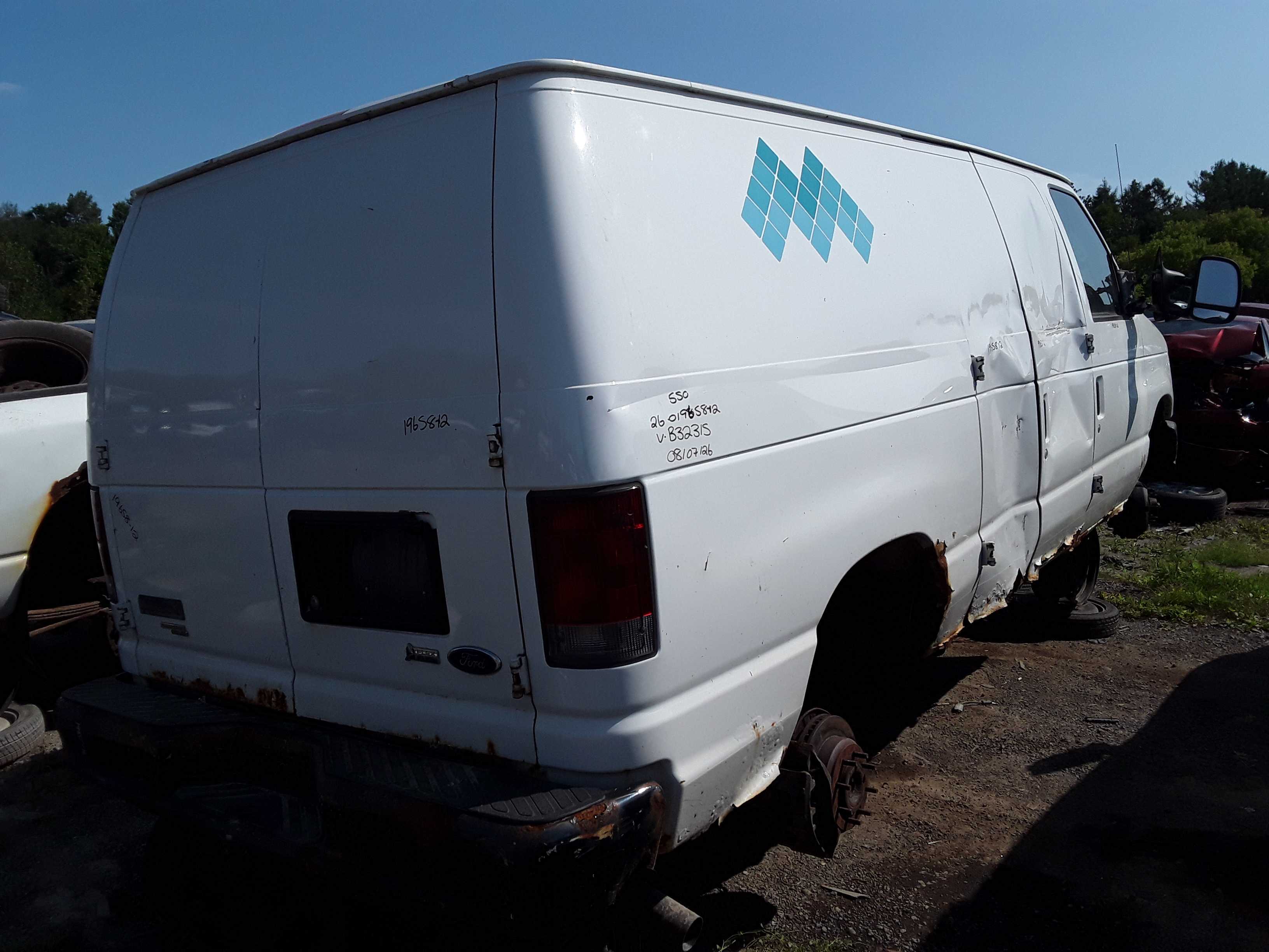 FORD ECONOLINE 2012