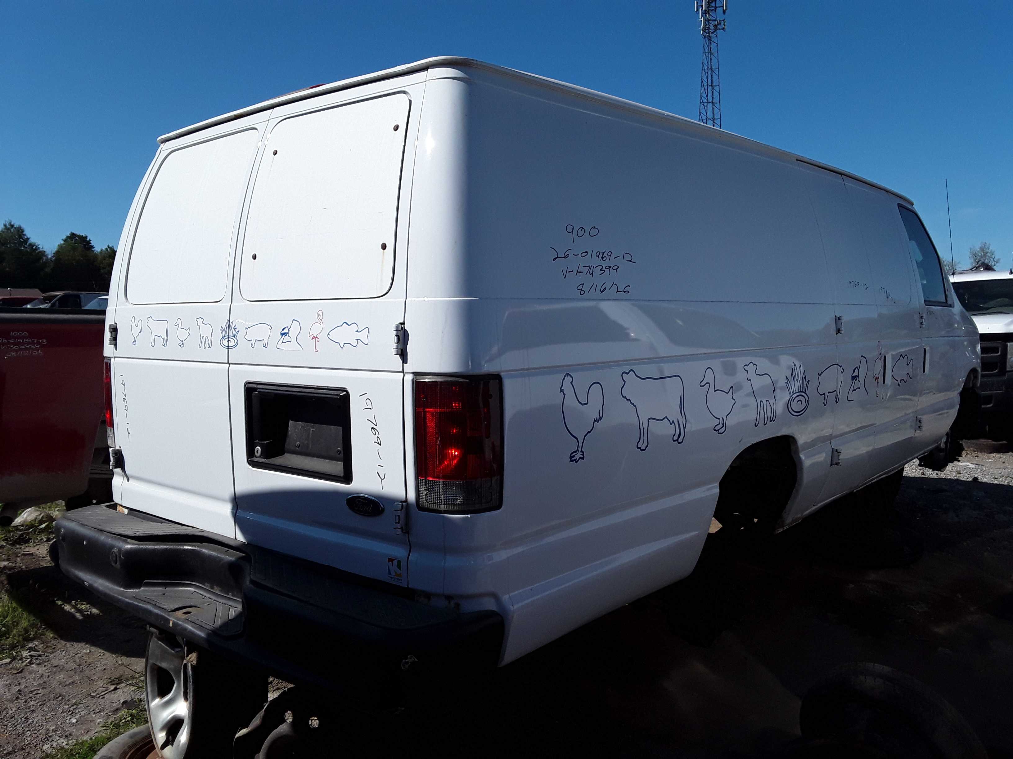 FORD ECONOLINE 2012