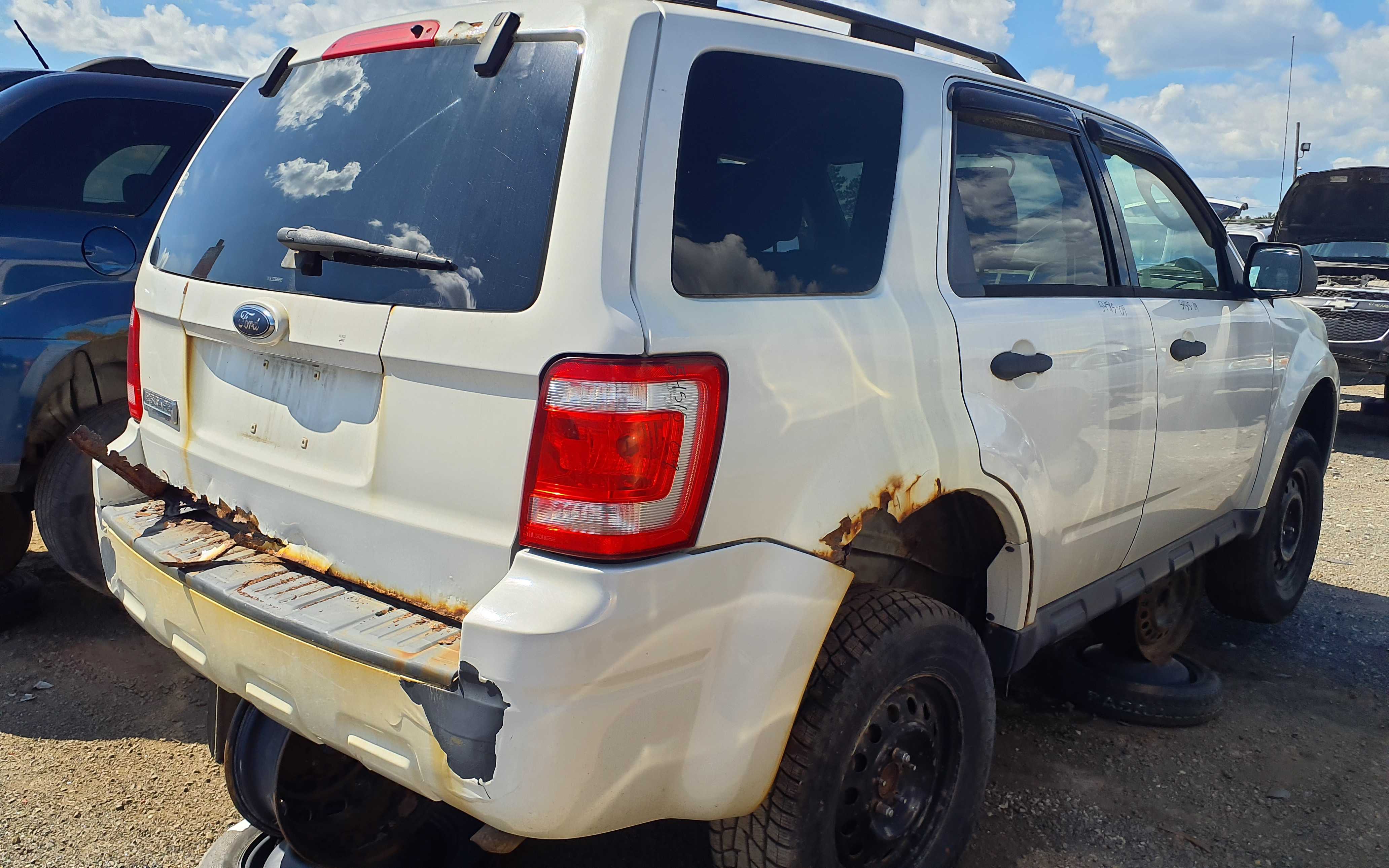 FORD ESCAPE 2009