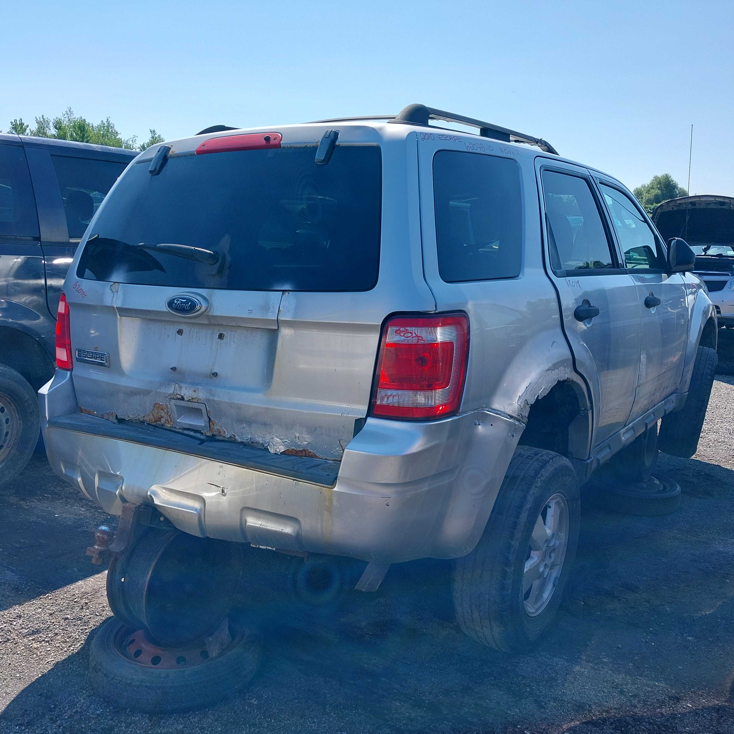 FORD ESCAPE 2010