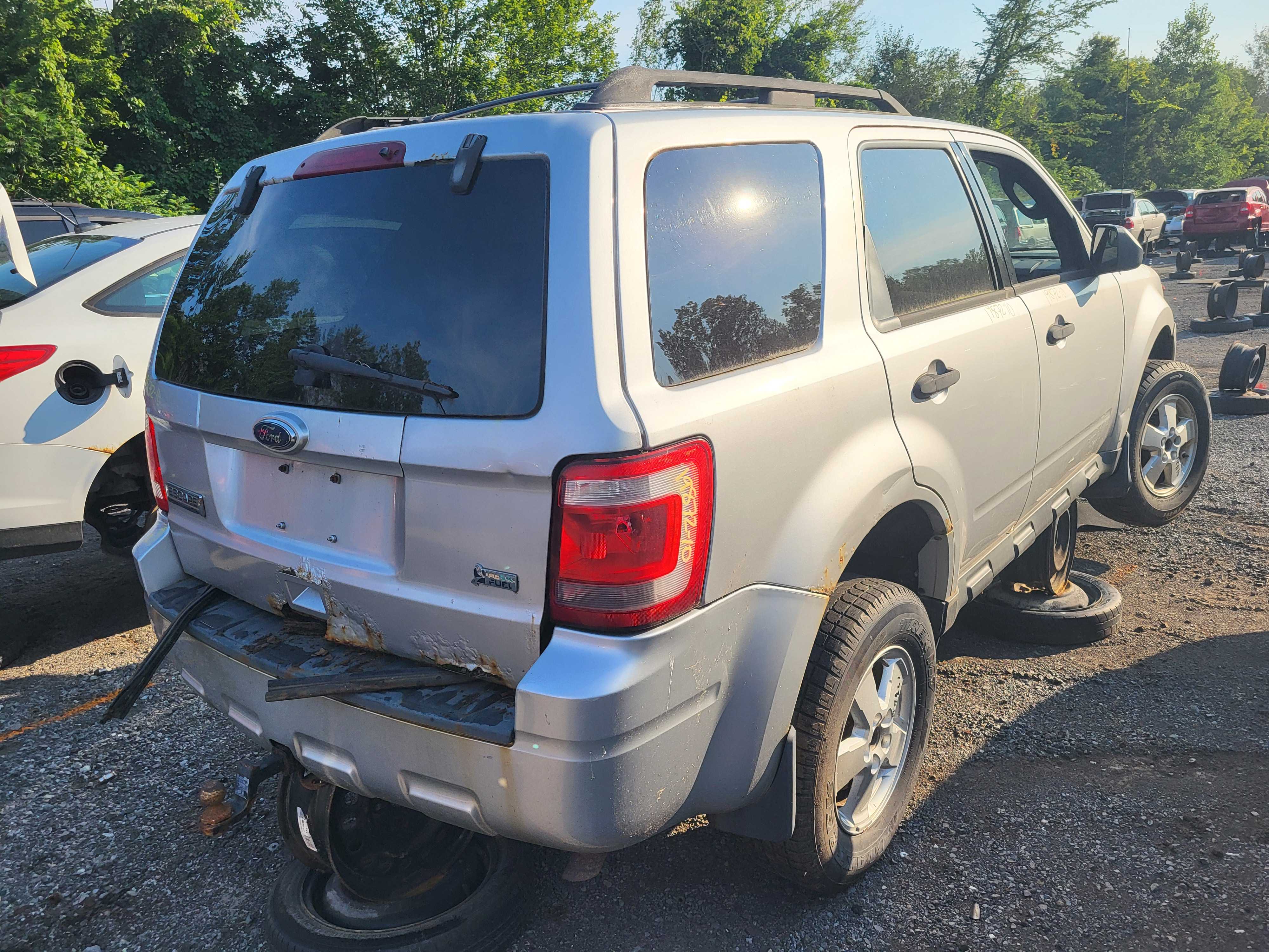 FORD ESCAPE 2010