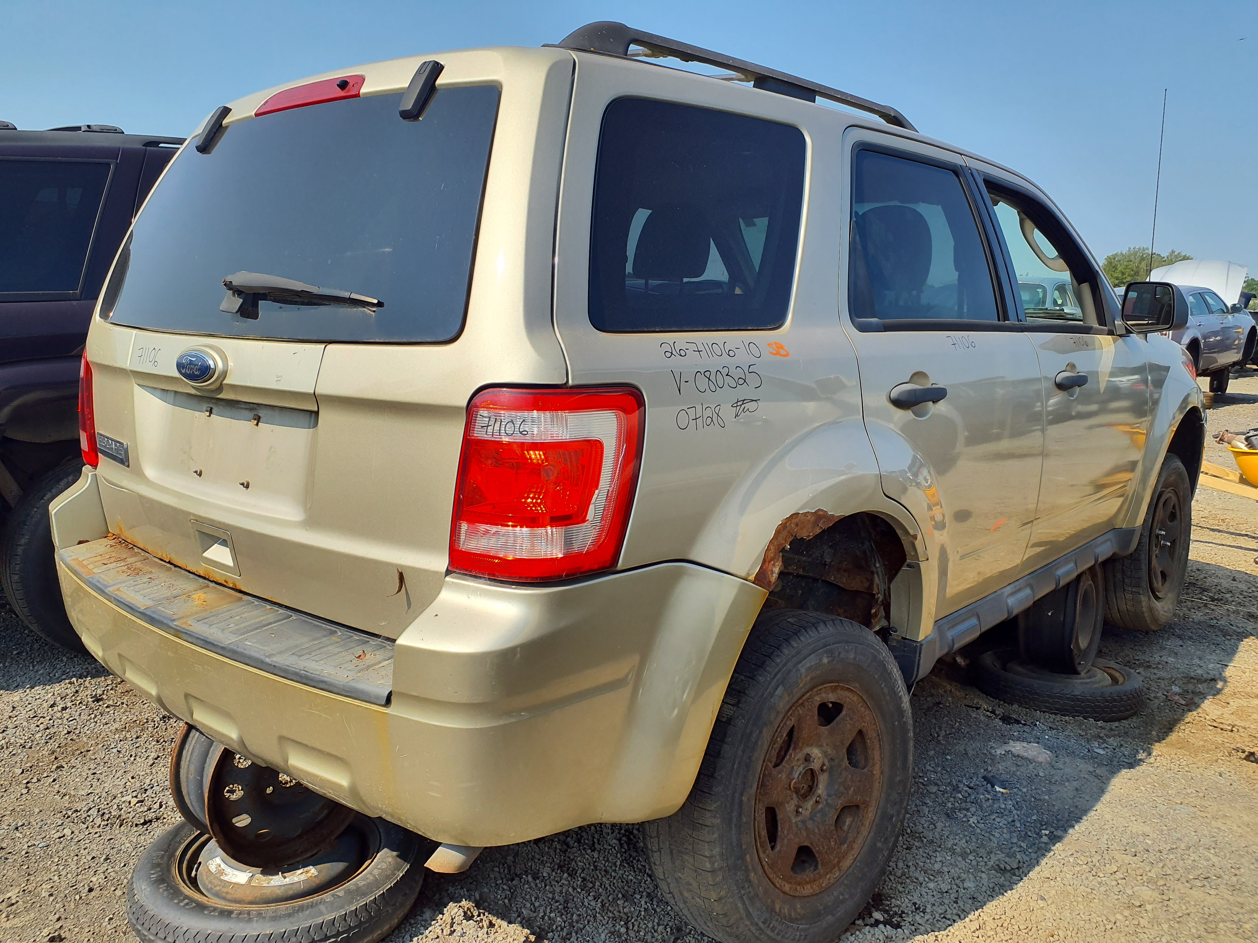 FORD ESCAPE 2010