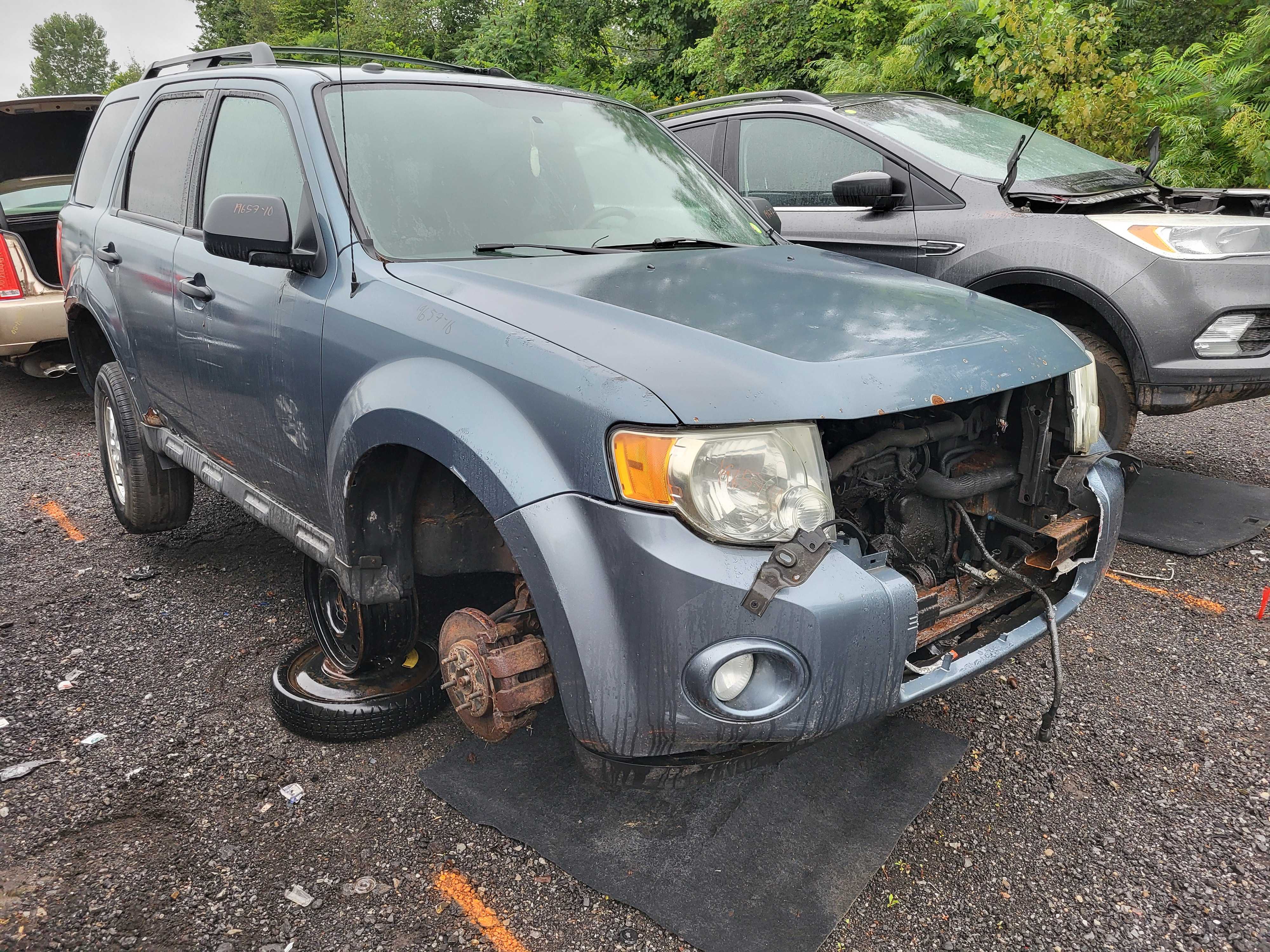 FORD ESCAPE 2010