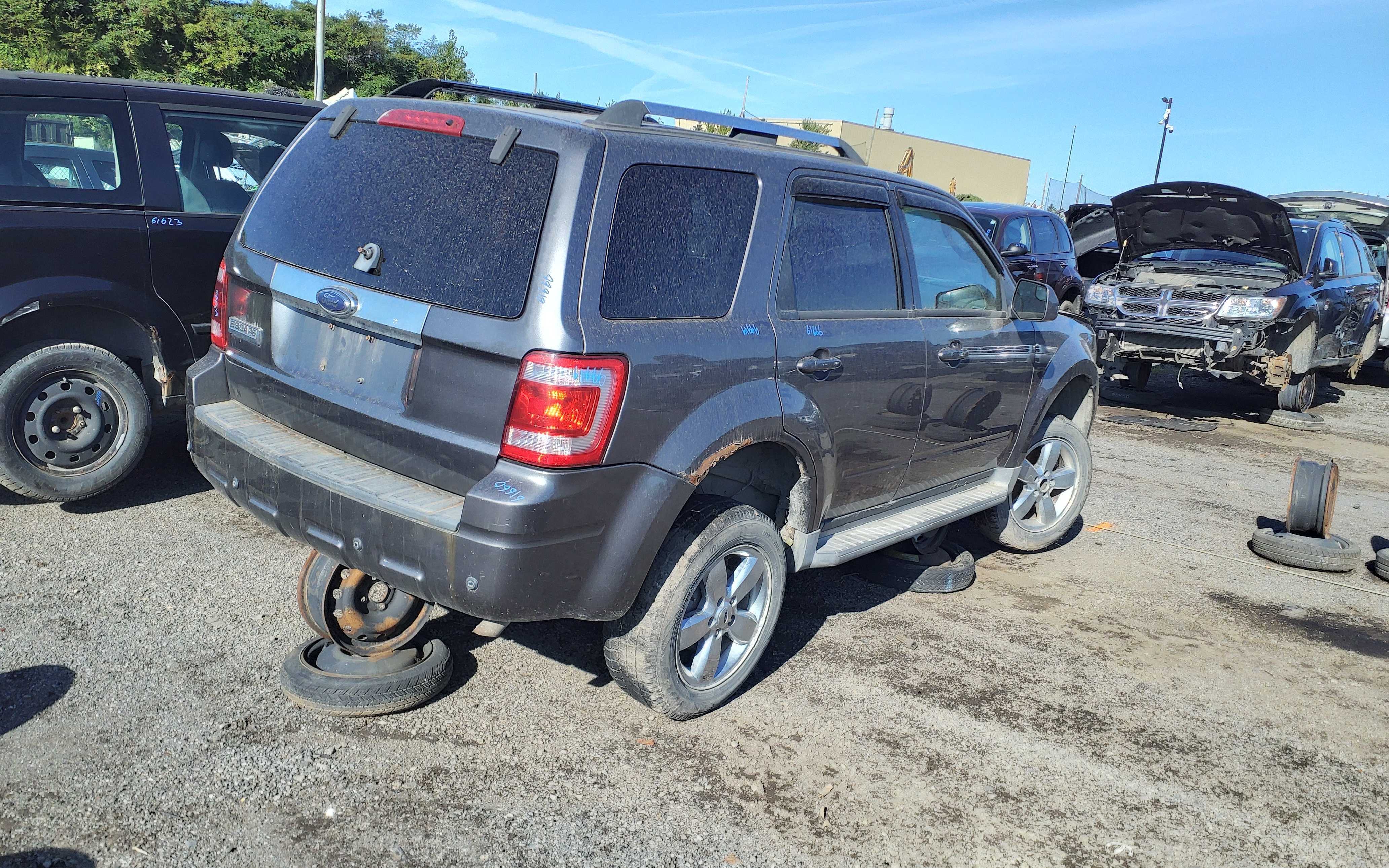 FORD ESCAPE 2010