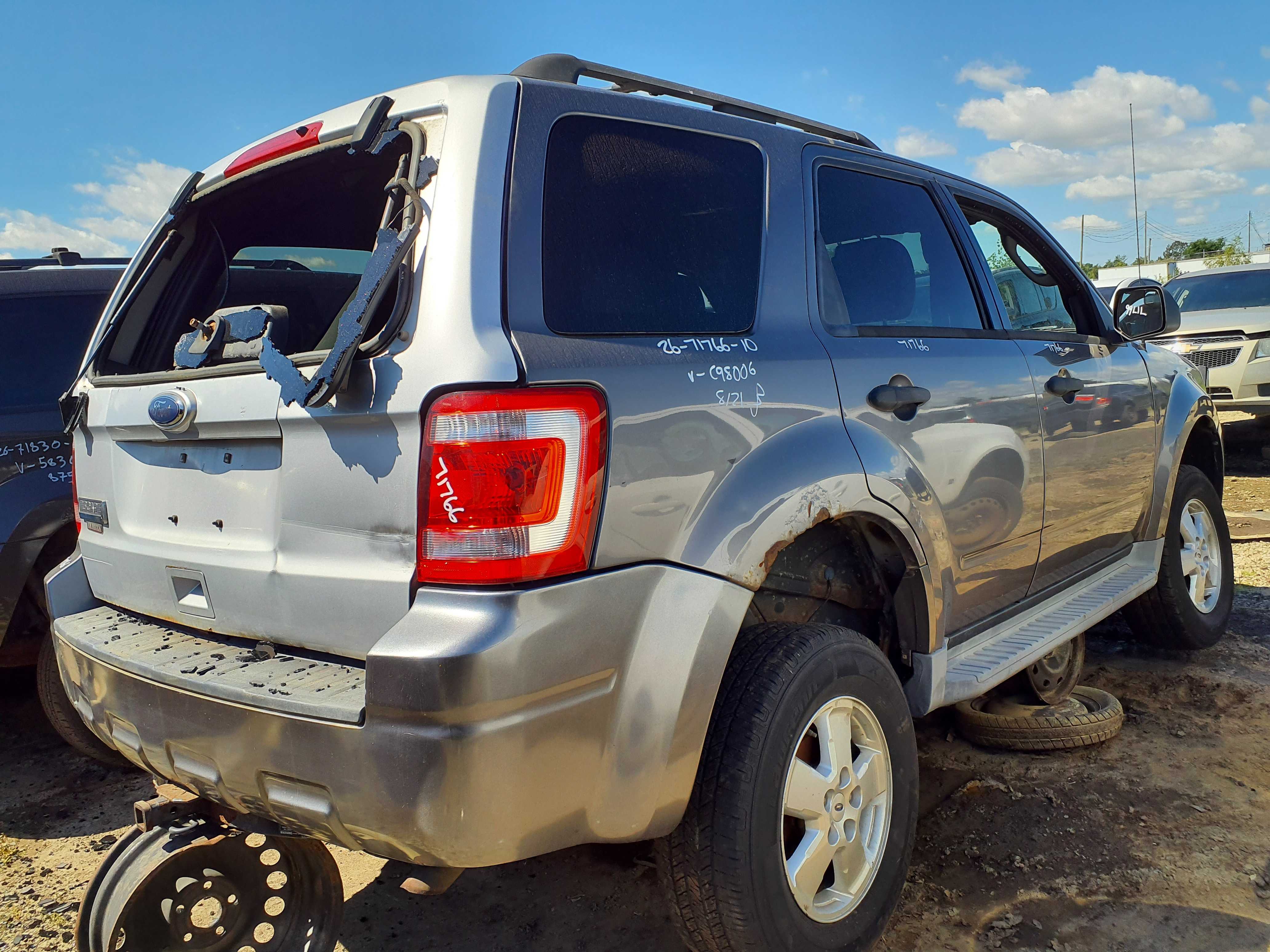 FORD ESCAPE 2010