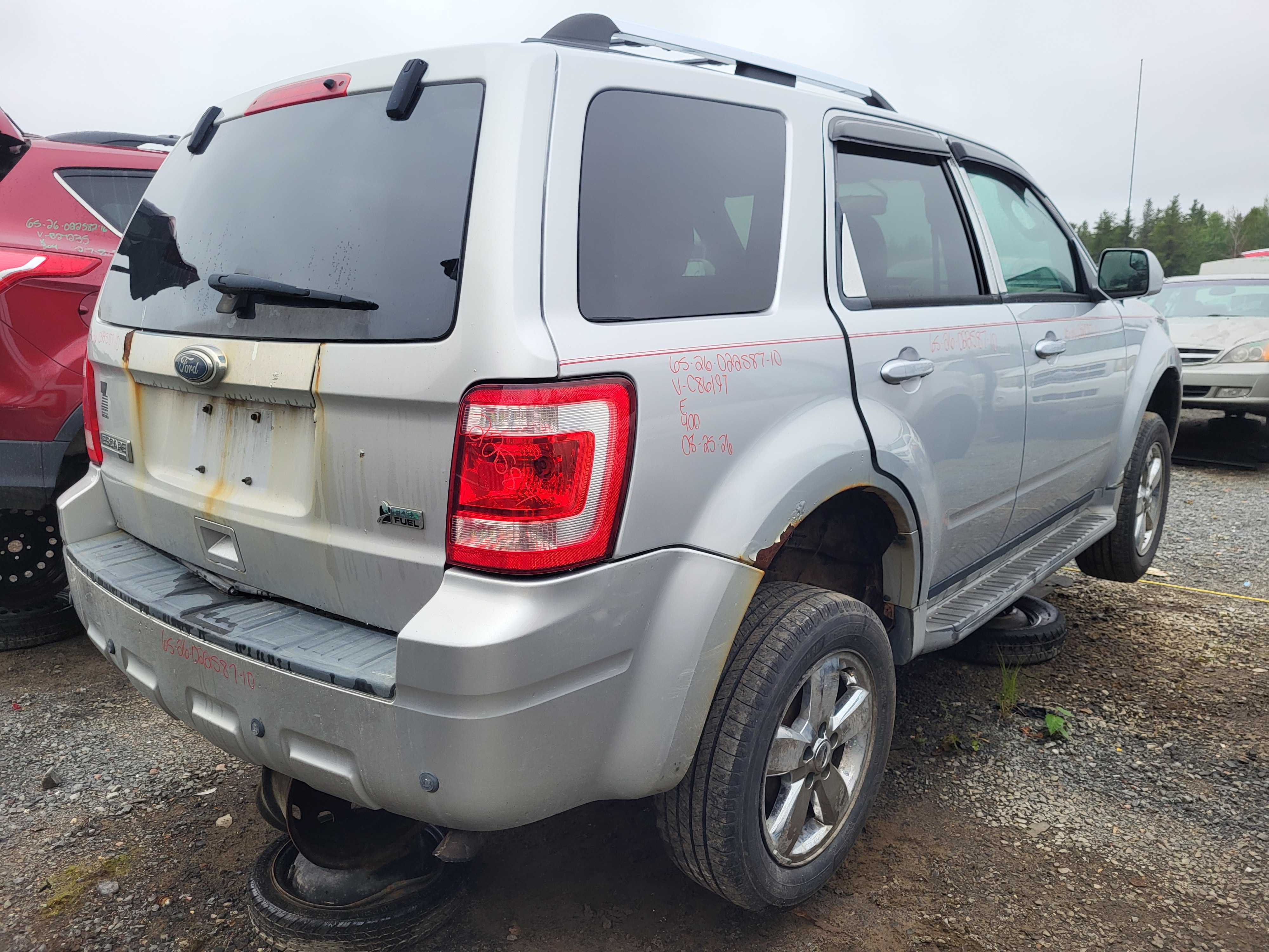 FORD ESCAPE 2010