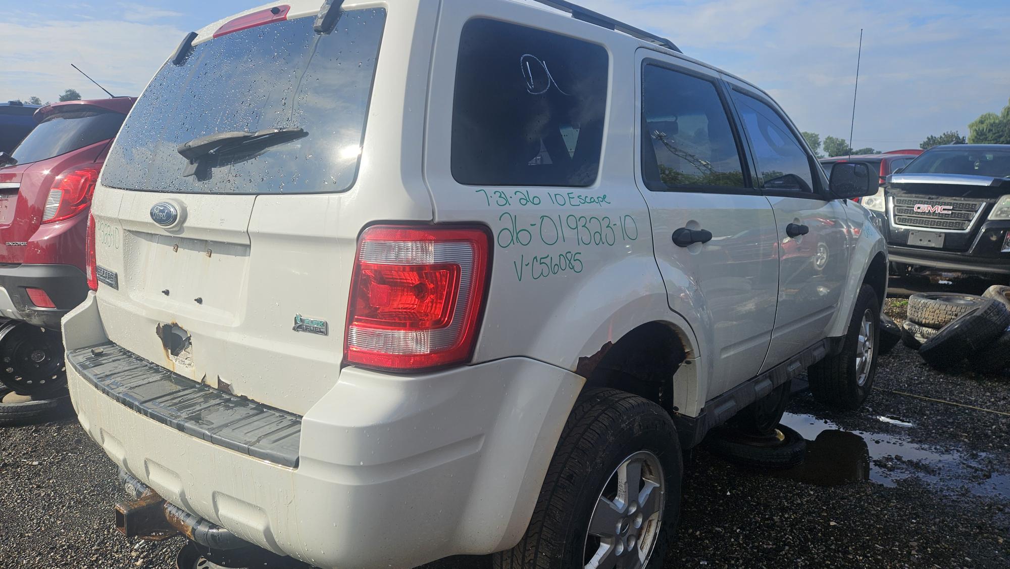 FORD ESCAPE 2010