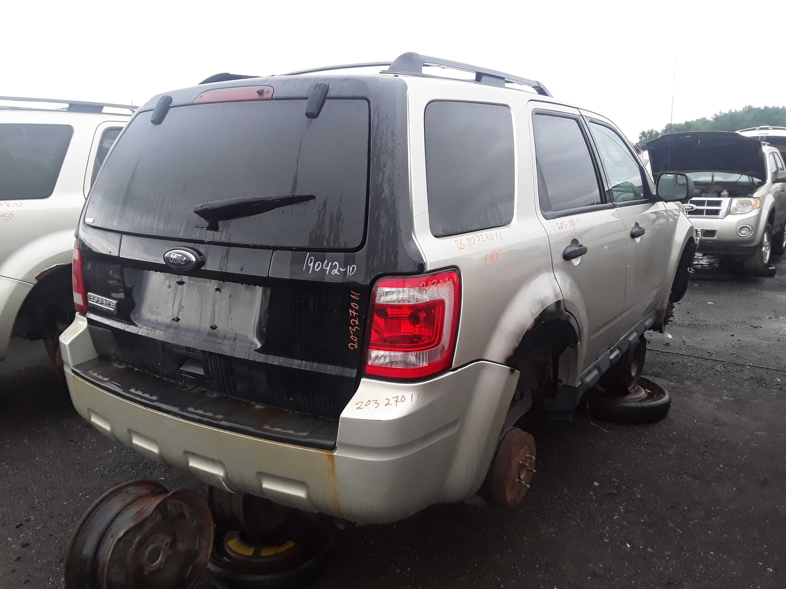 FORD ESCAPE 2011