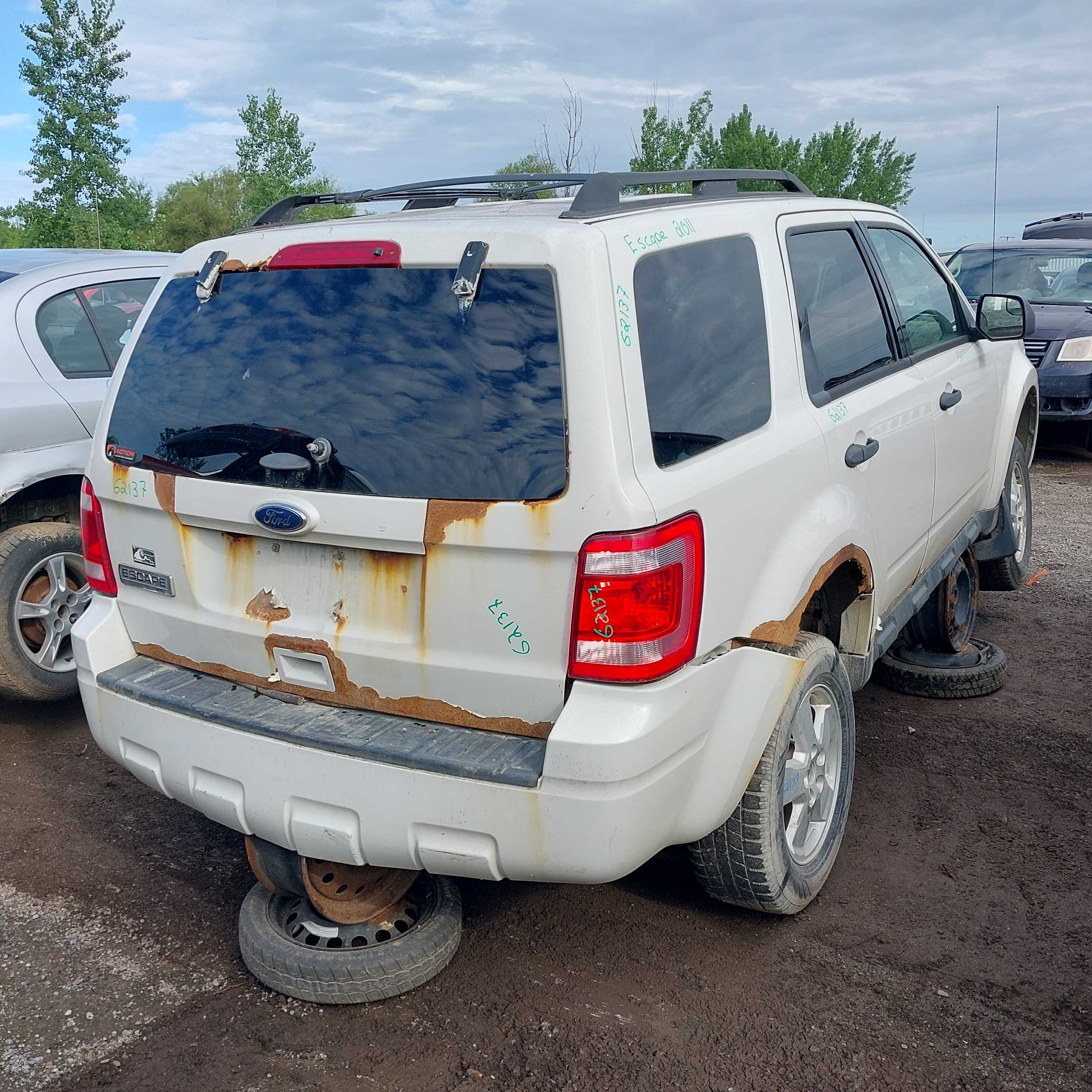 FORD ESCAPE 2011