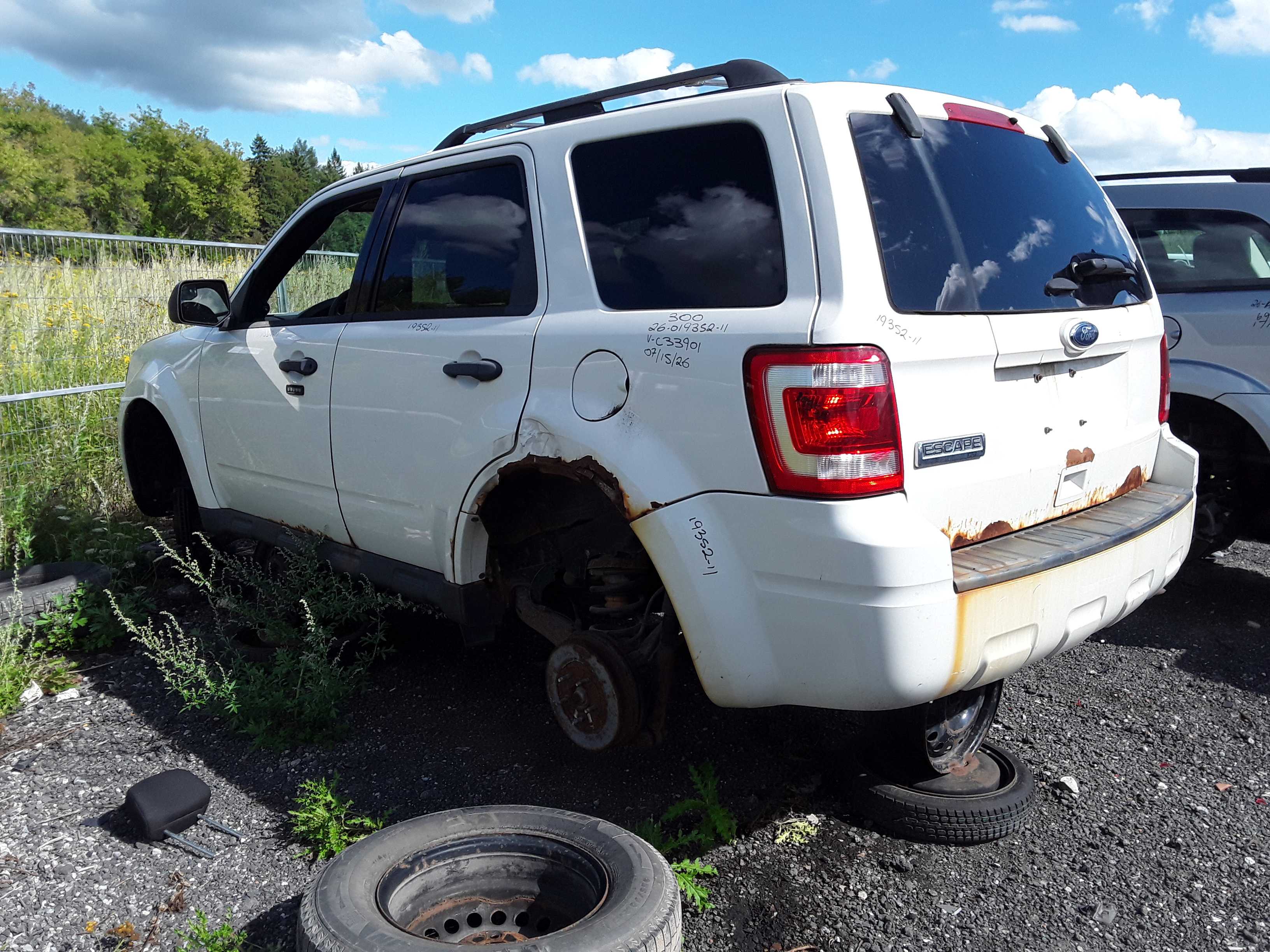FORD ESCAPE 2011
