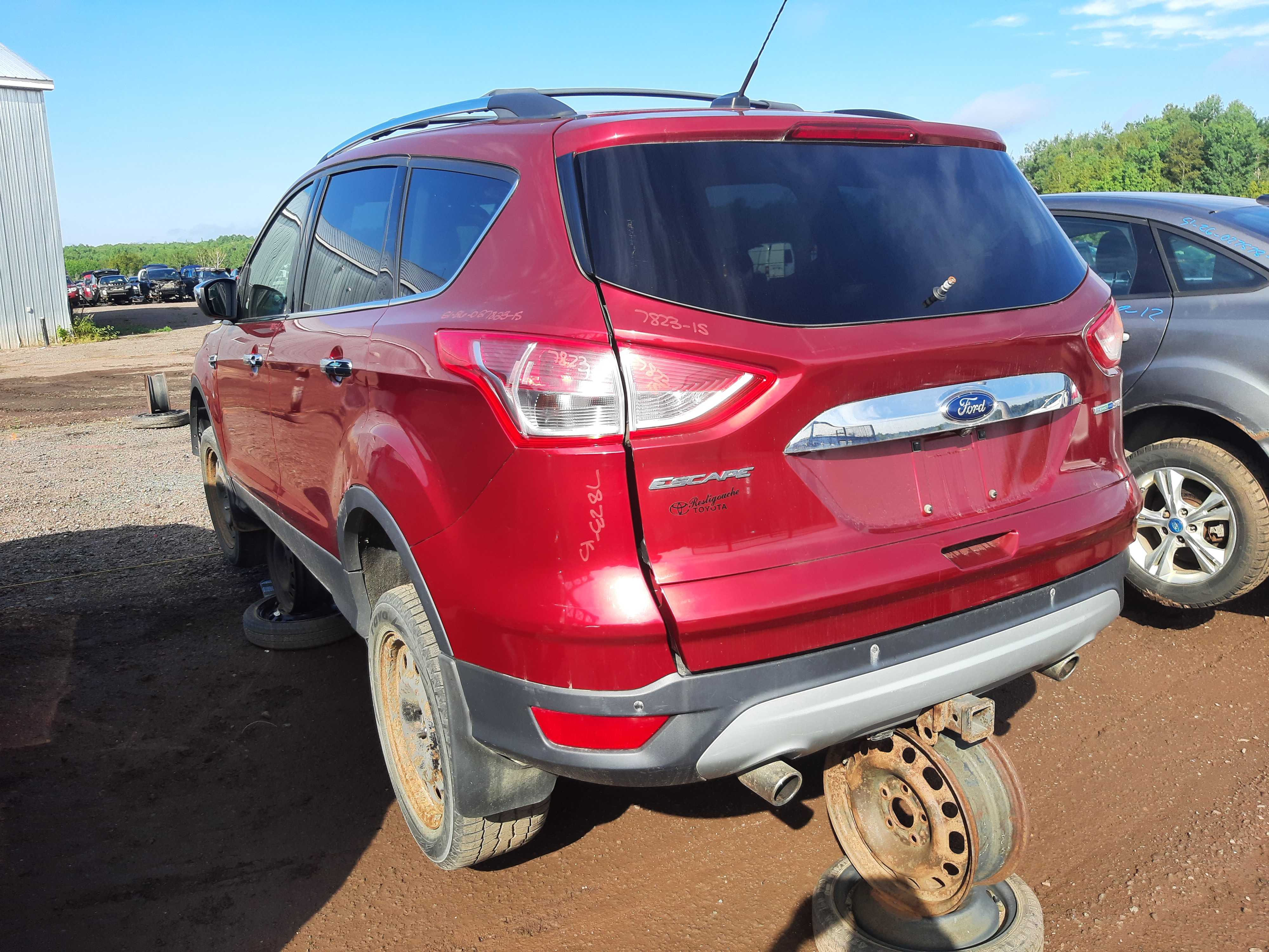 FORD ESCAPE 2015