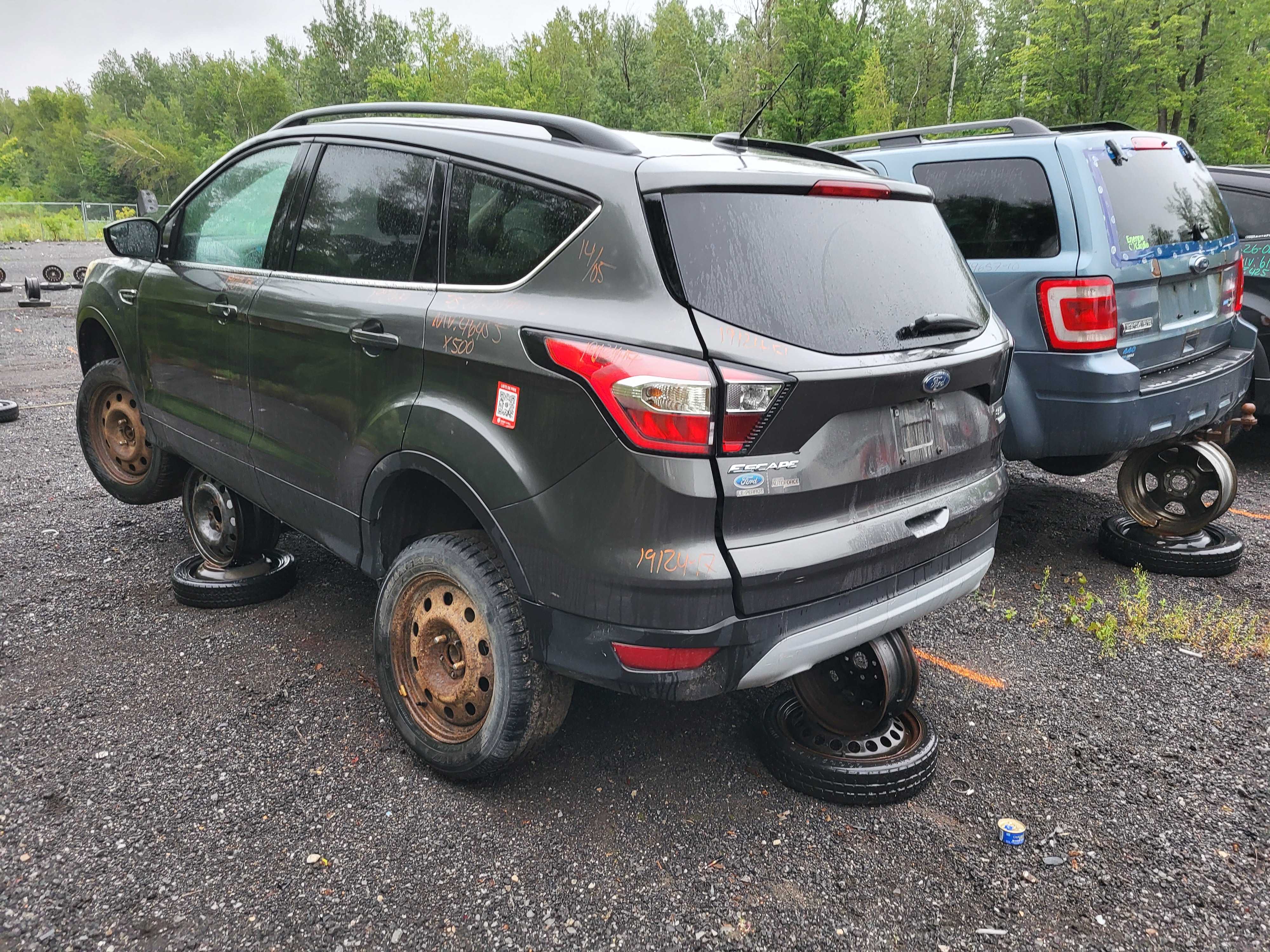 FORD ESCAPE 2017
