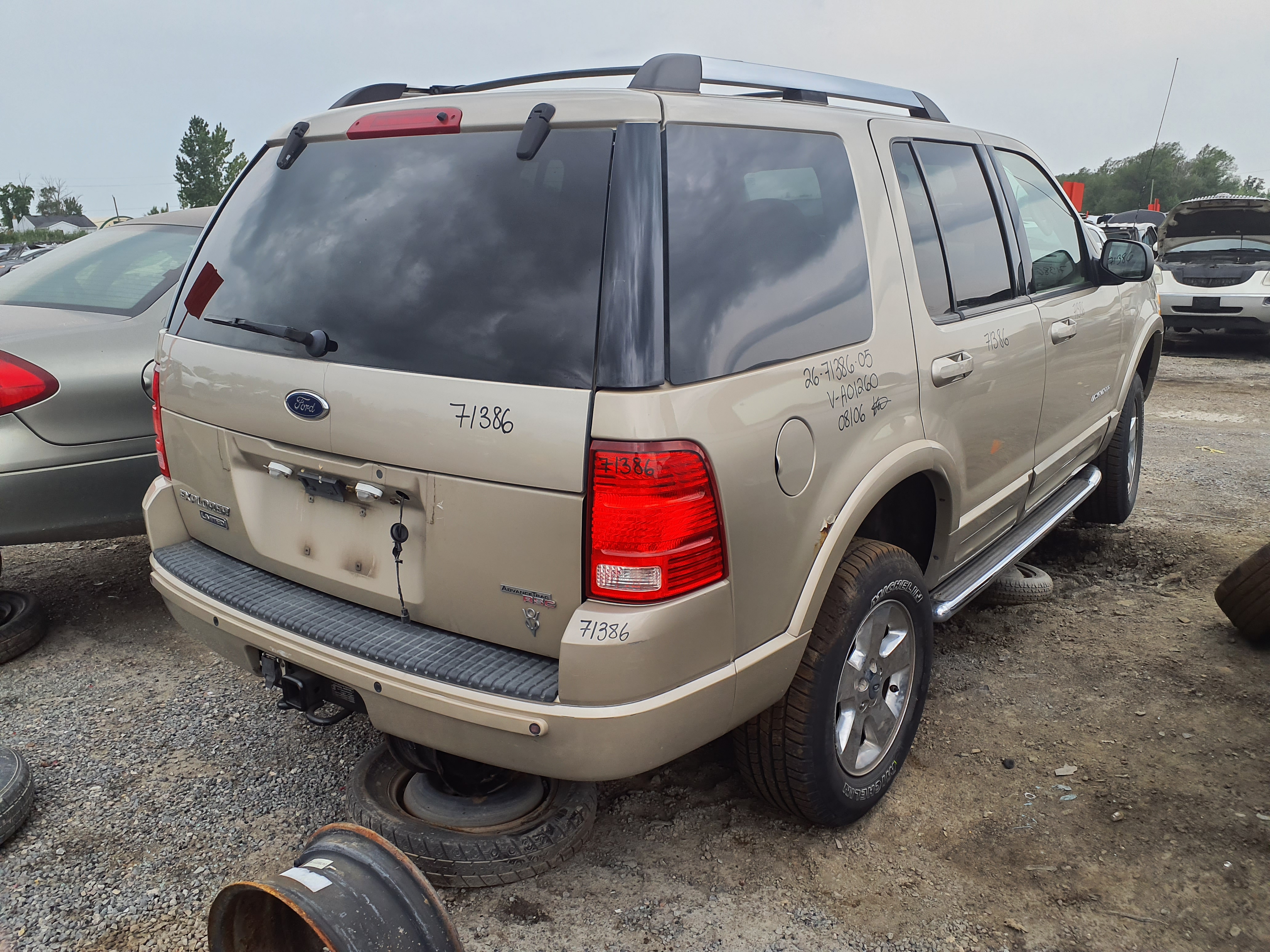FORD EXPLORER 2005