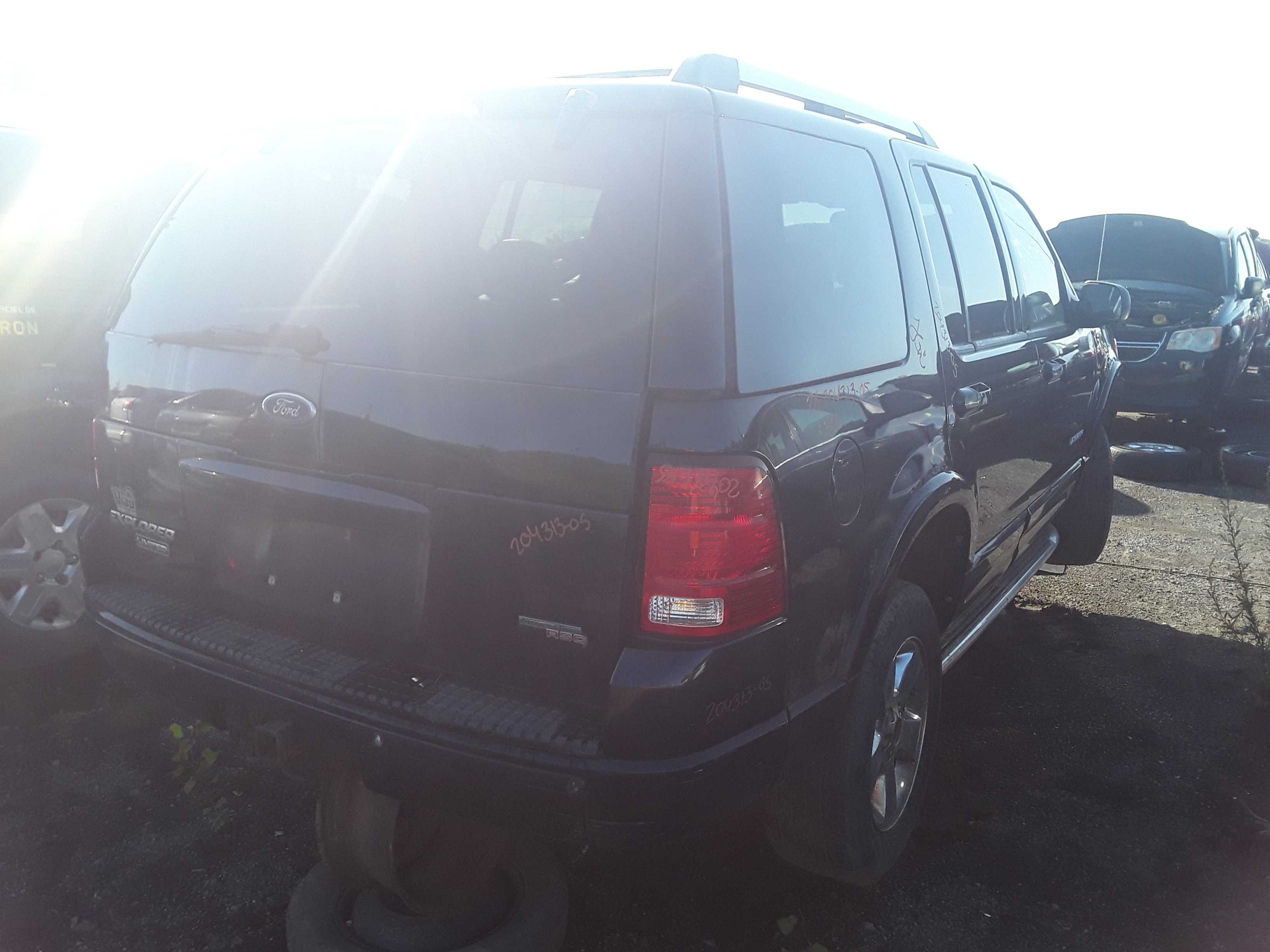FORD EXPLORER 2005