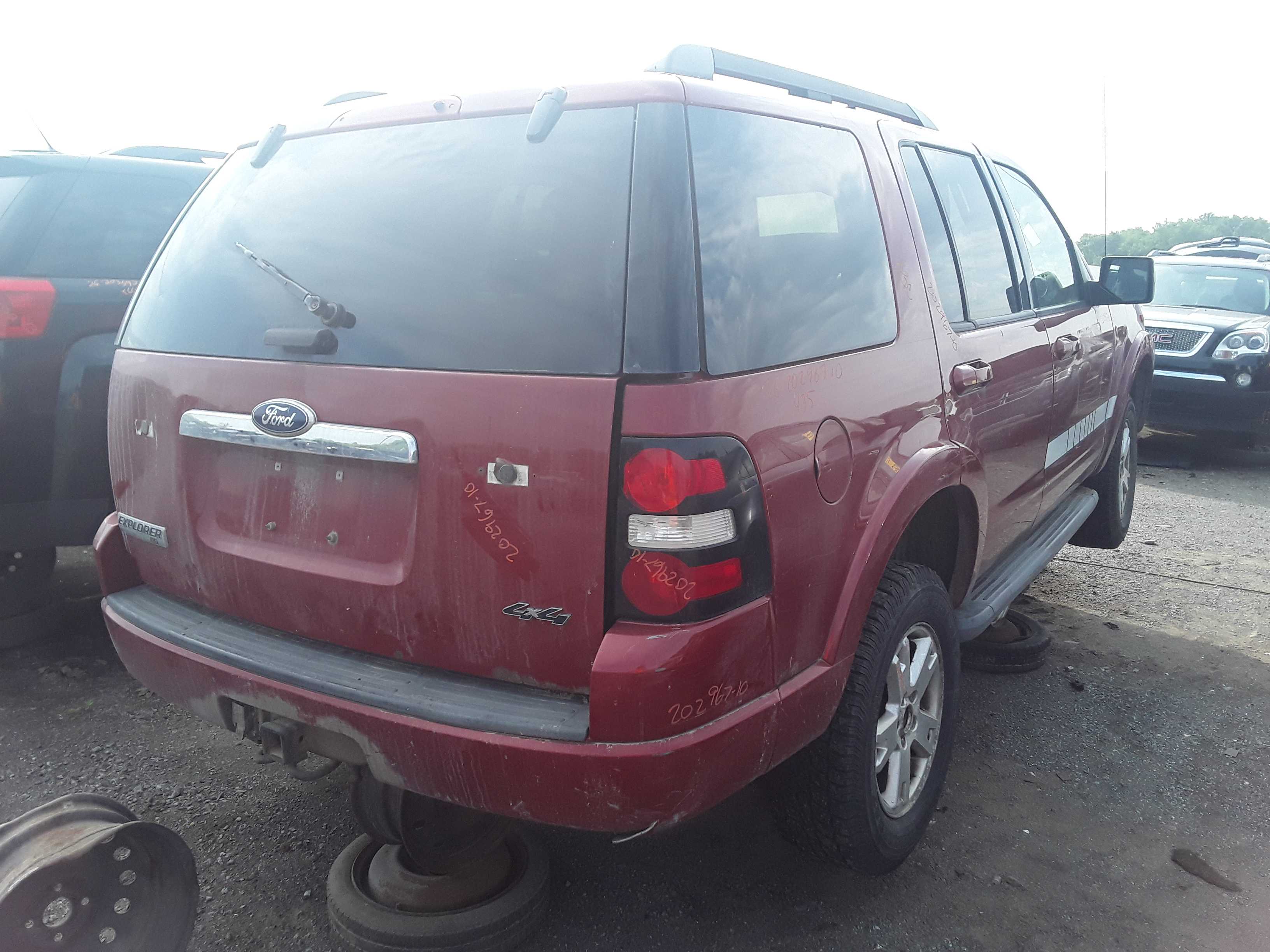 FORD EXPLORER 2010
