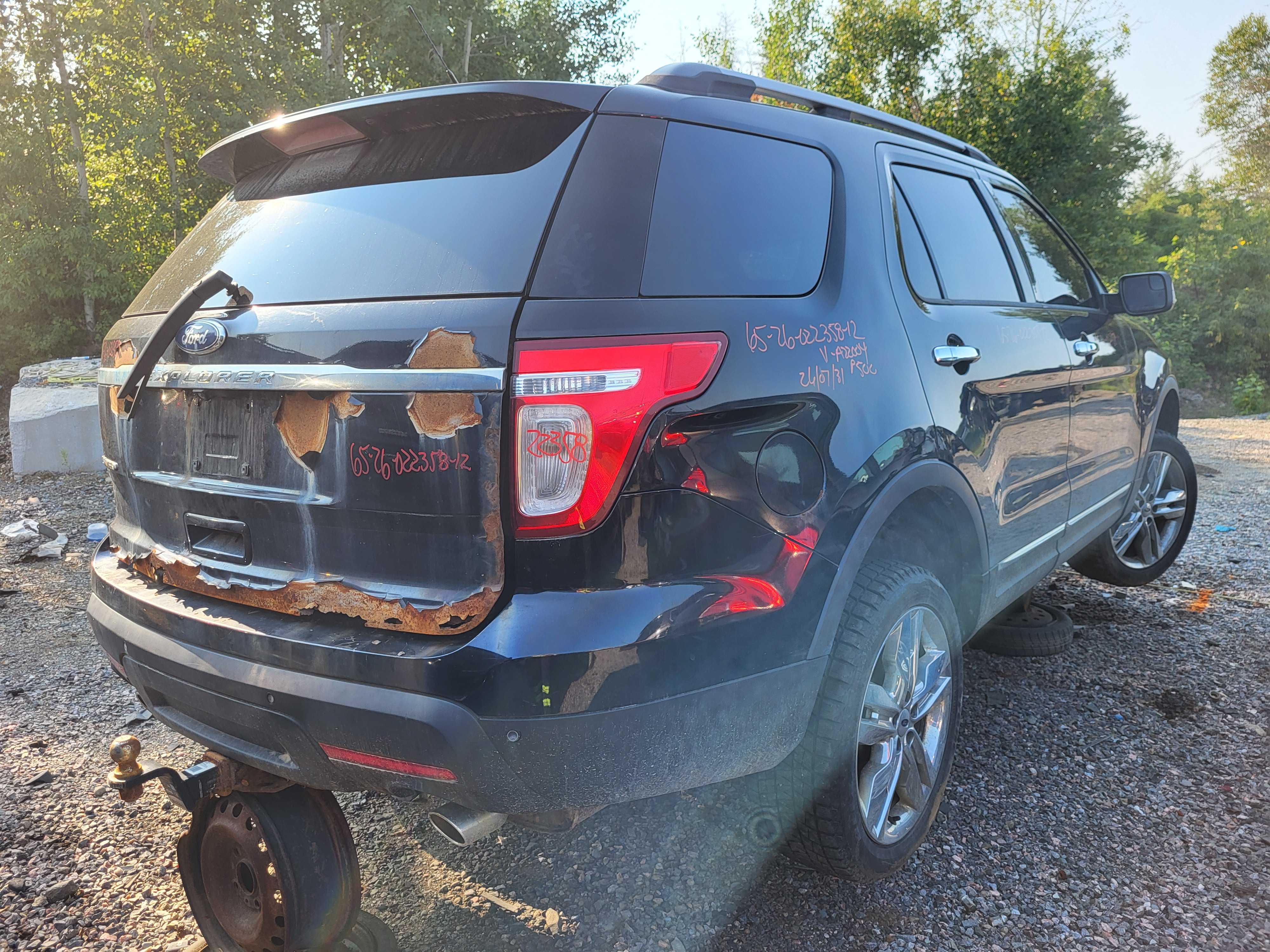 FORD EXPLORER 2012