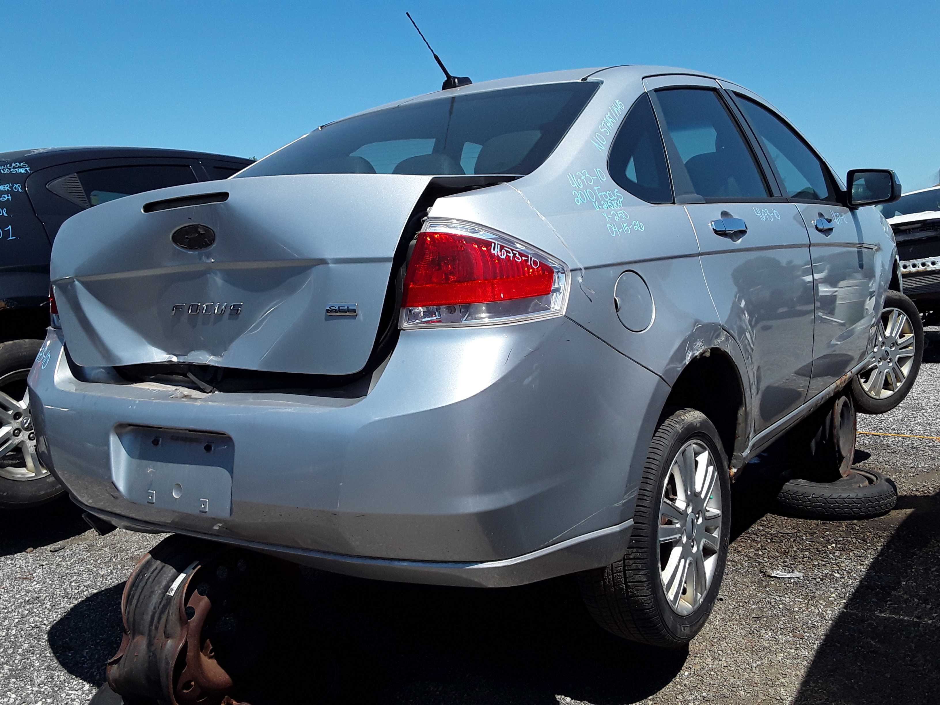 FORD FOCUS 2010