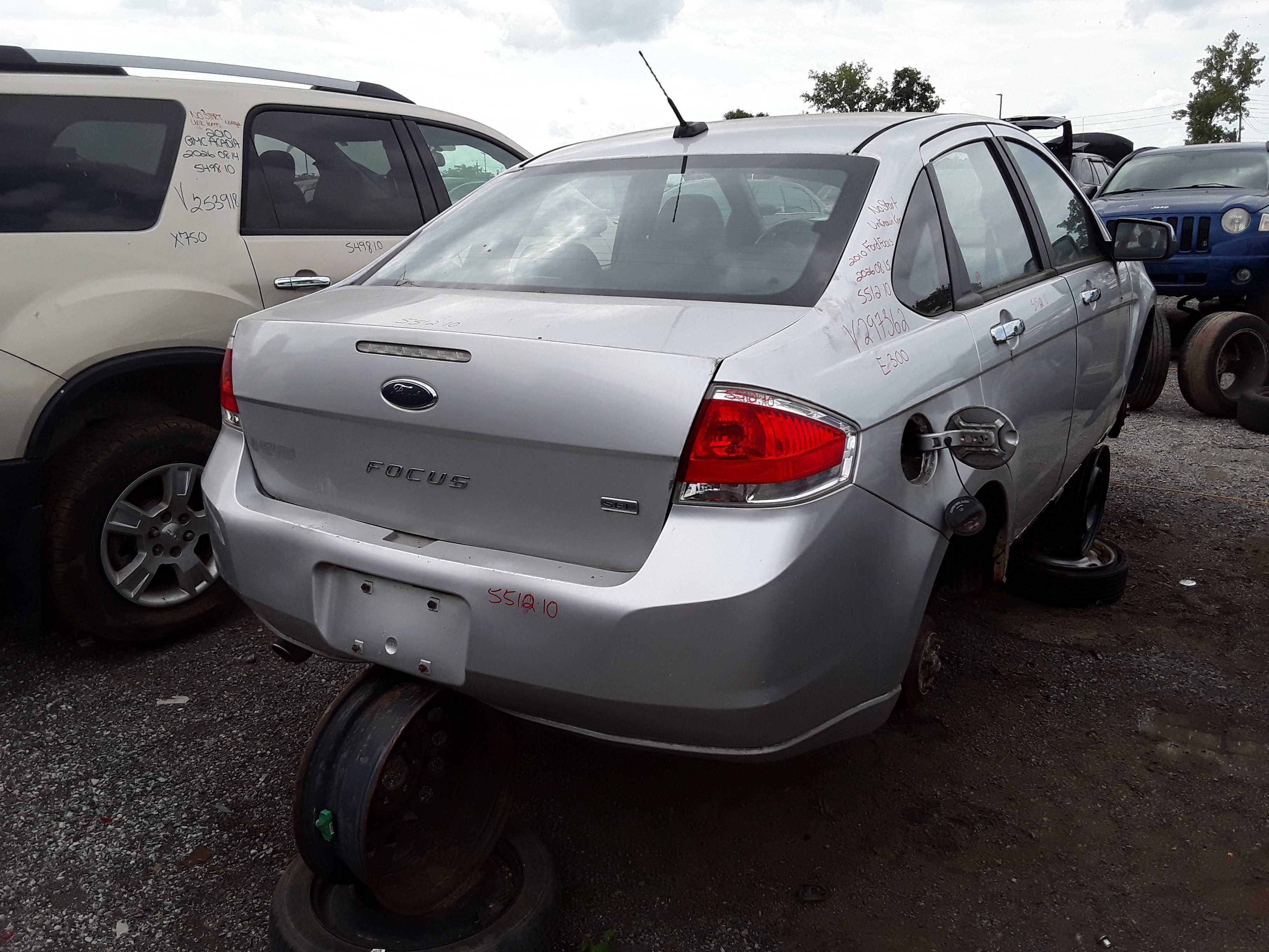 FORD FOCUS 2010