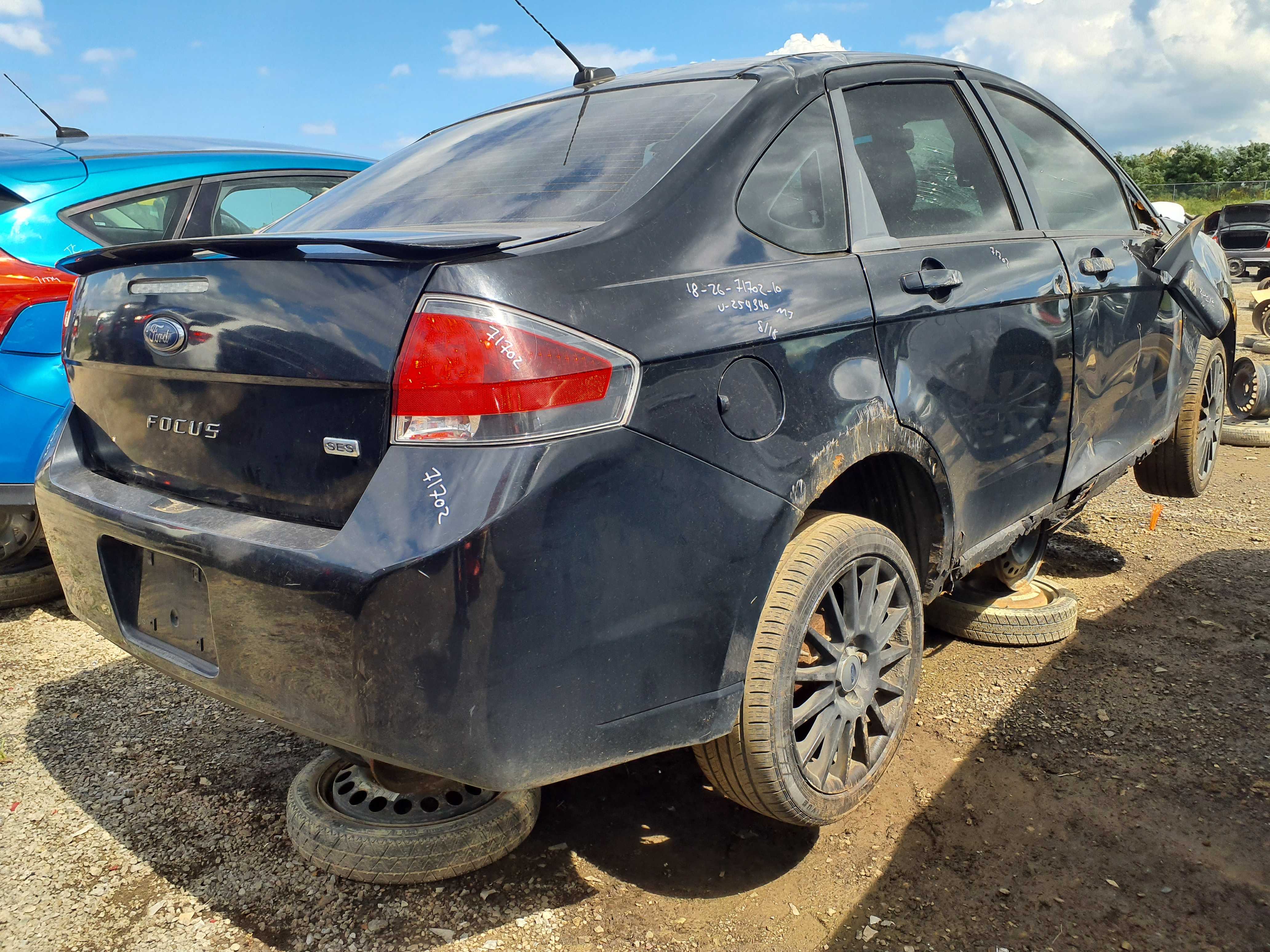 FORD FOCUS 2010