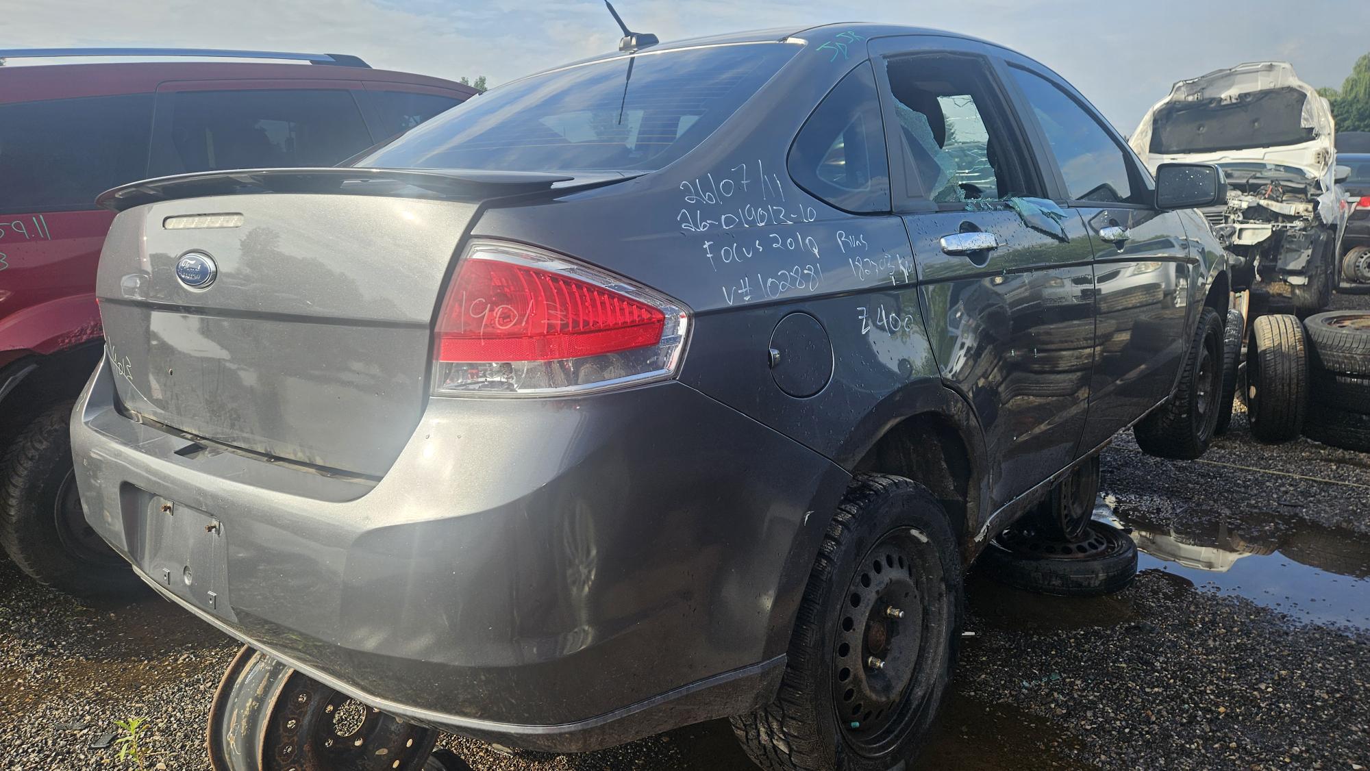 FORD FOCUS 2010