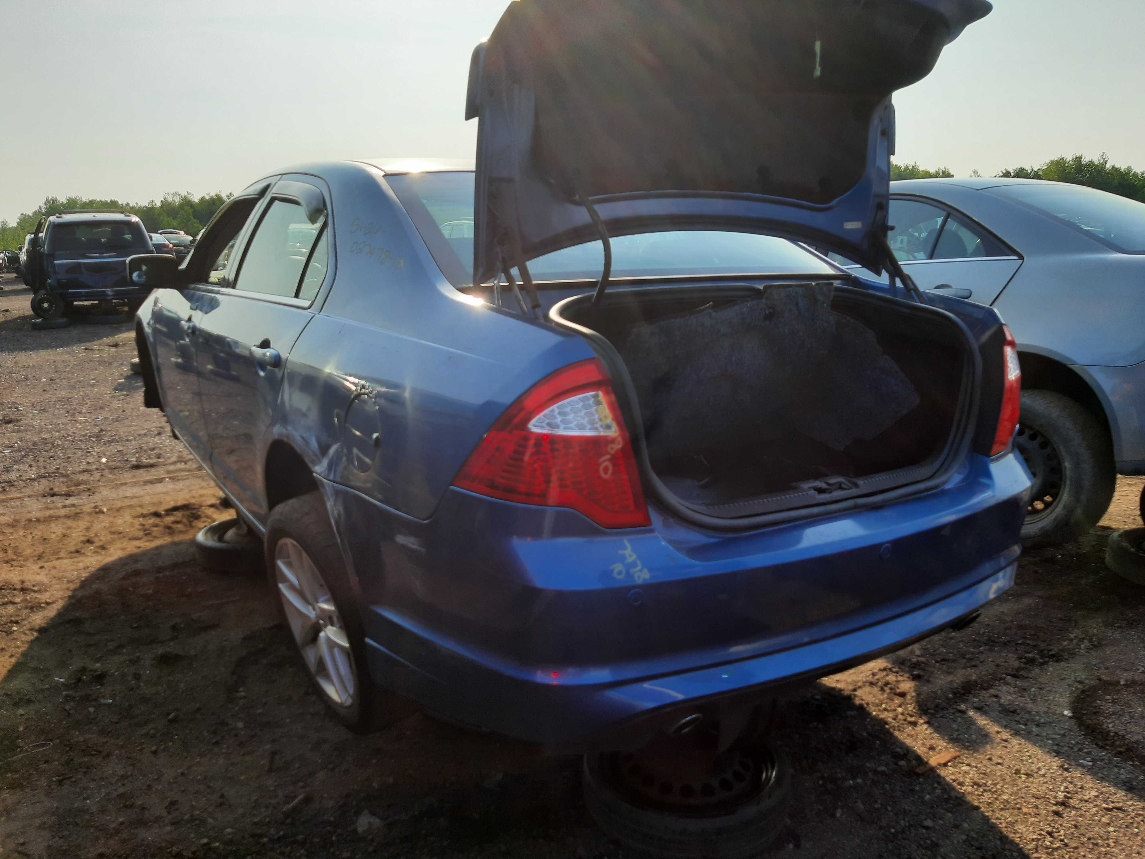 FORD FUSION 2010