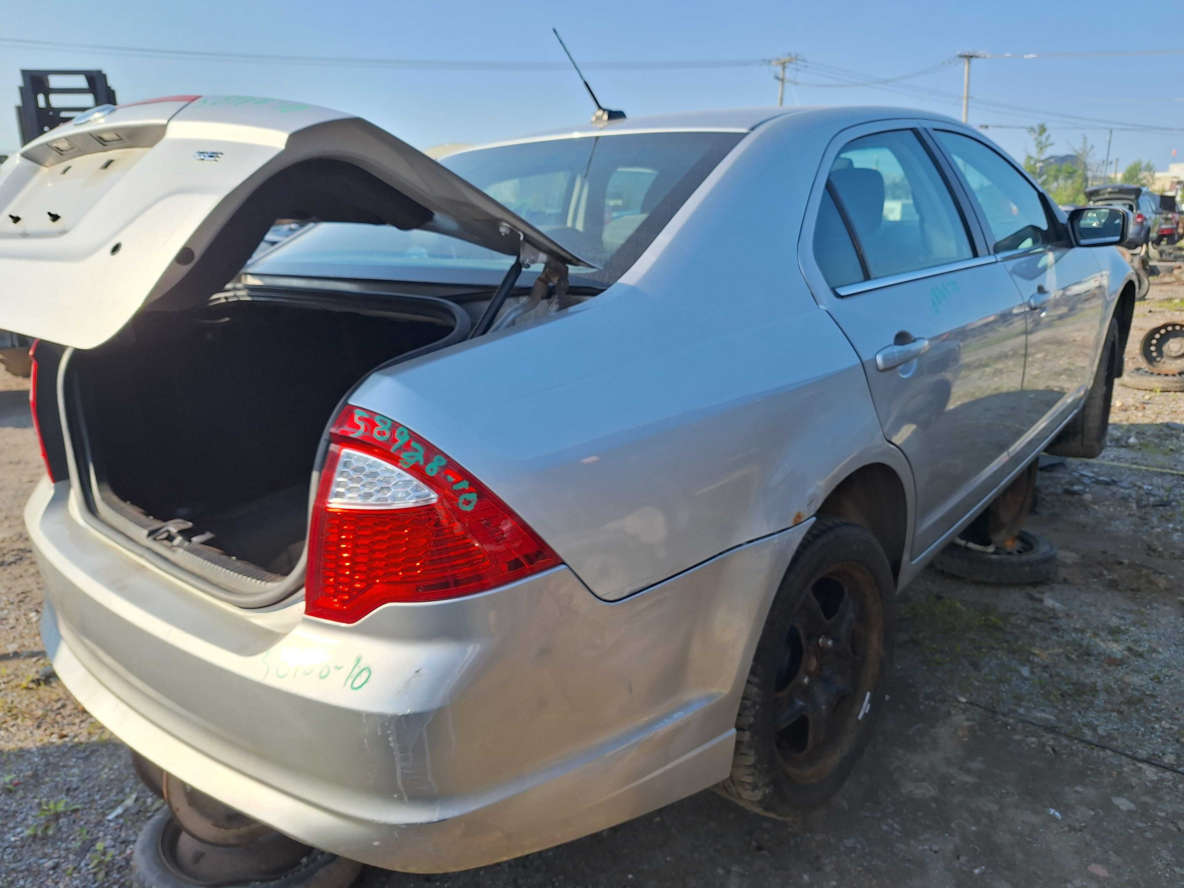 FORD FUSION 2010