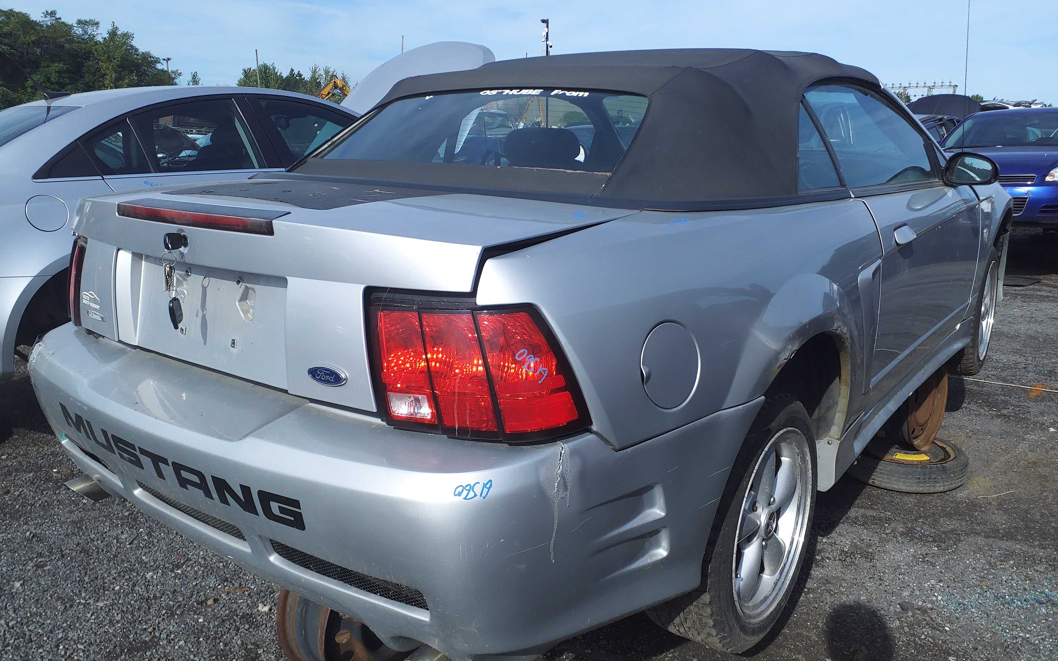 FORD MUSTANG 2003