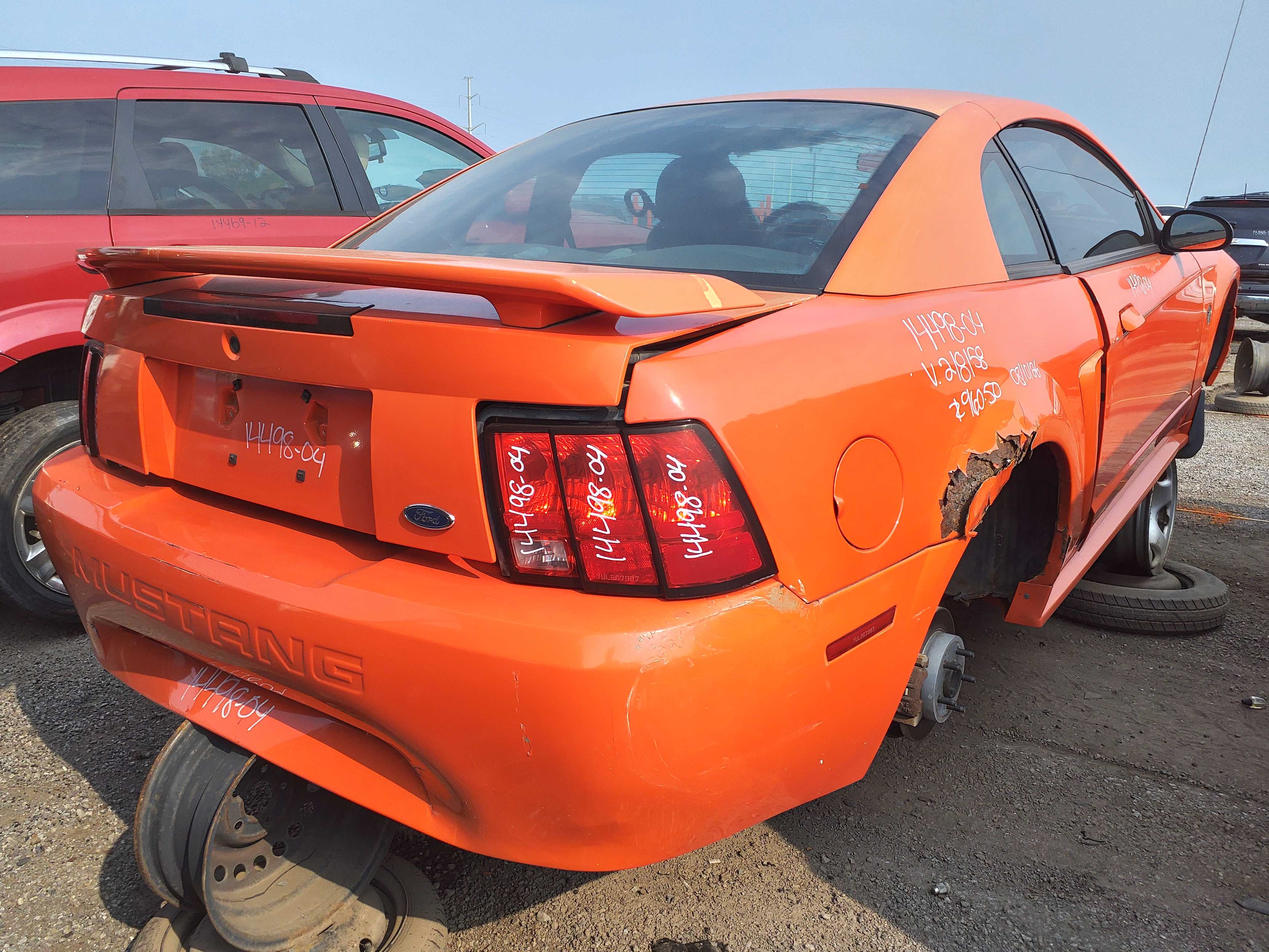 FORD MUSTANG 2004