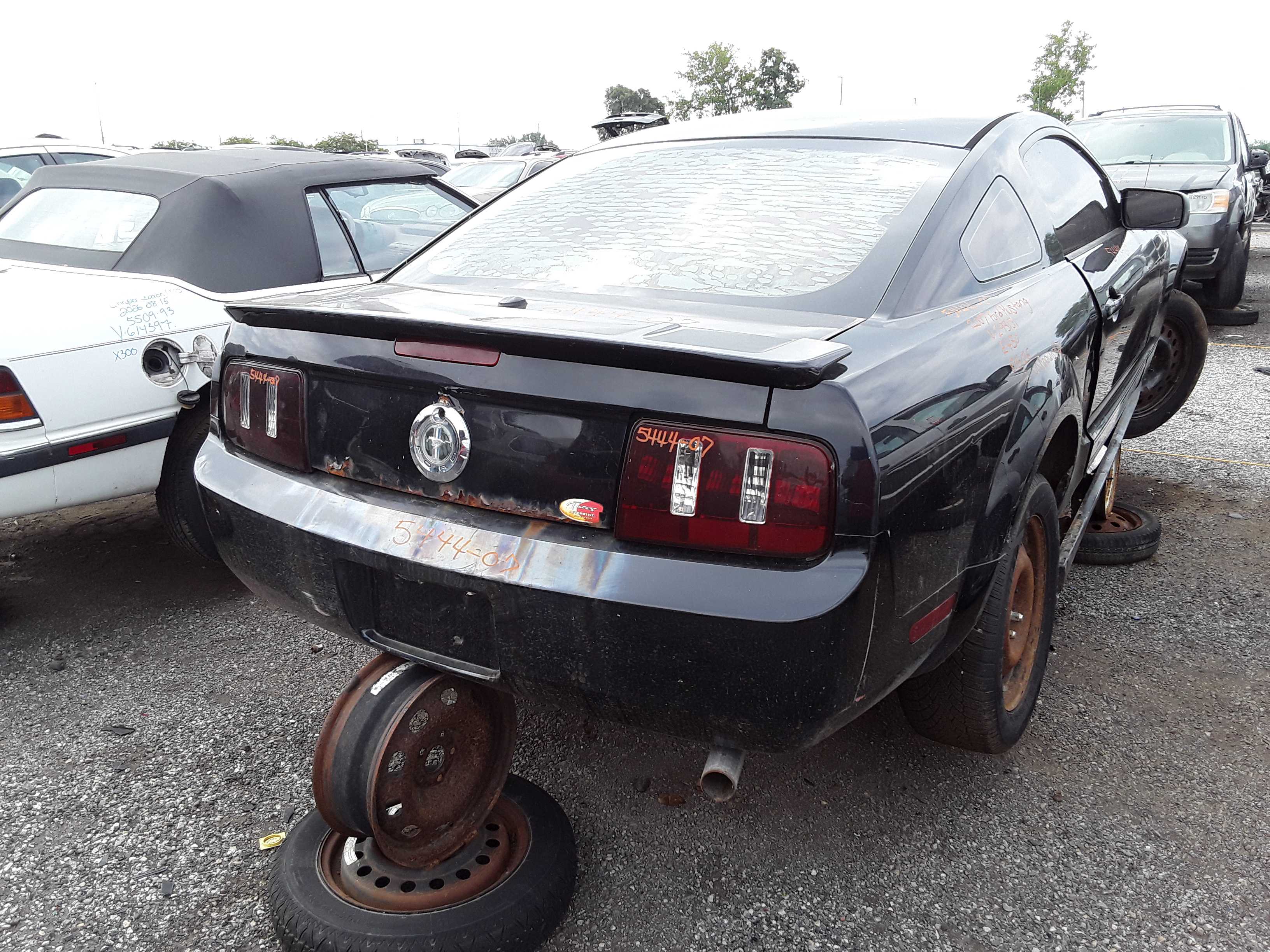 FORD MUSTANG 2007