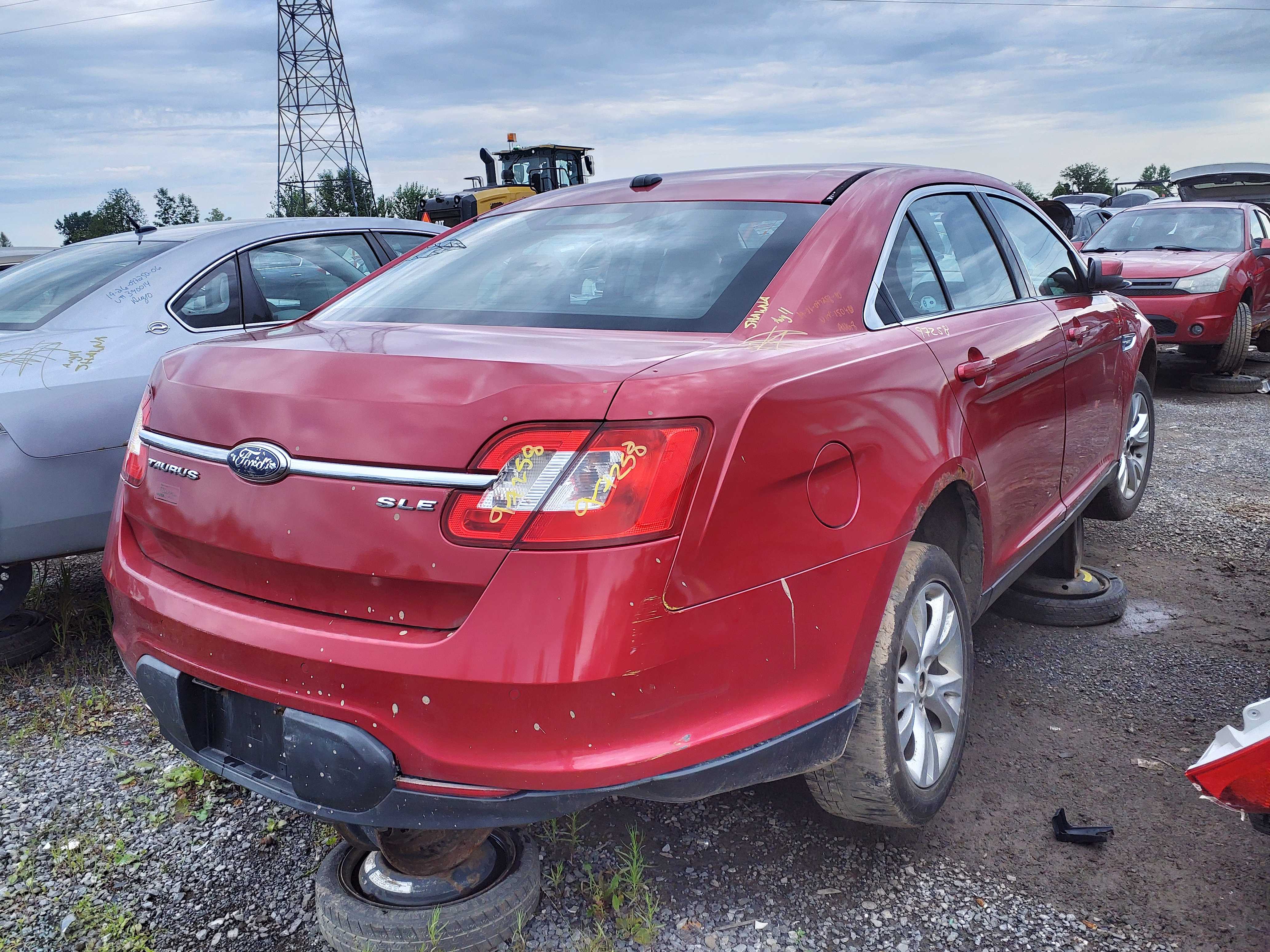 FORD TAURUS 2010