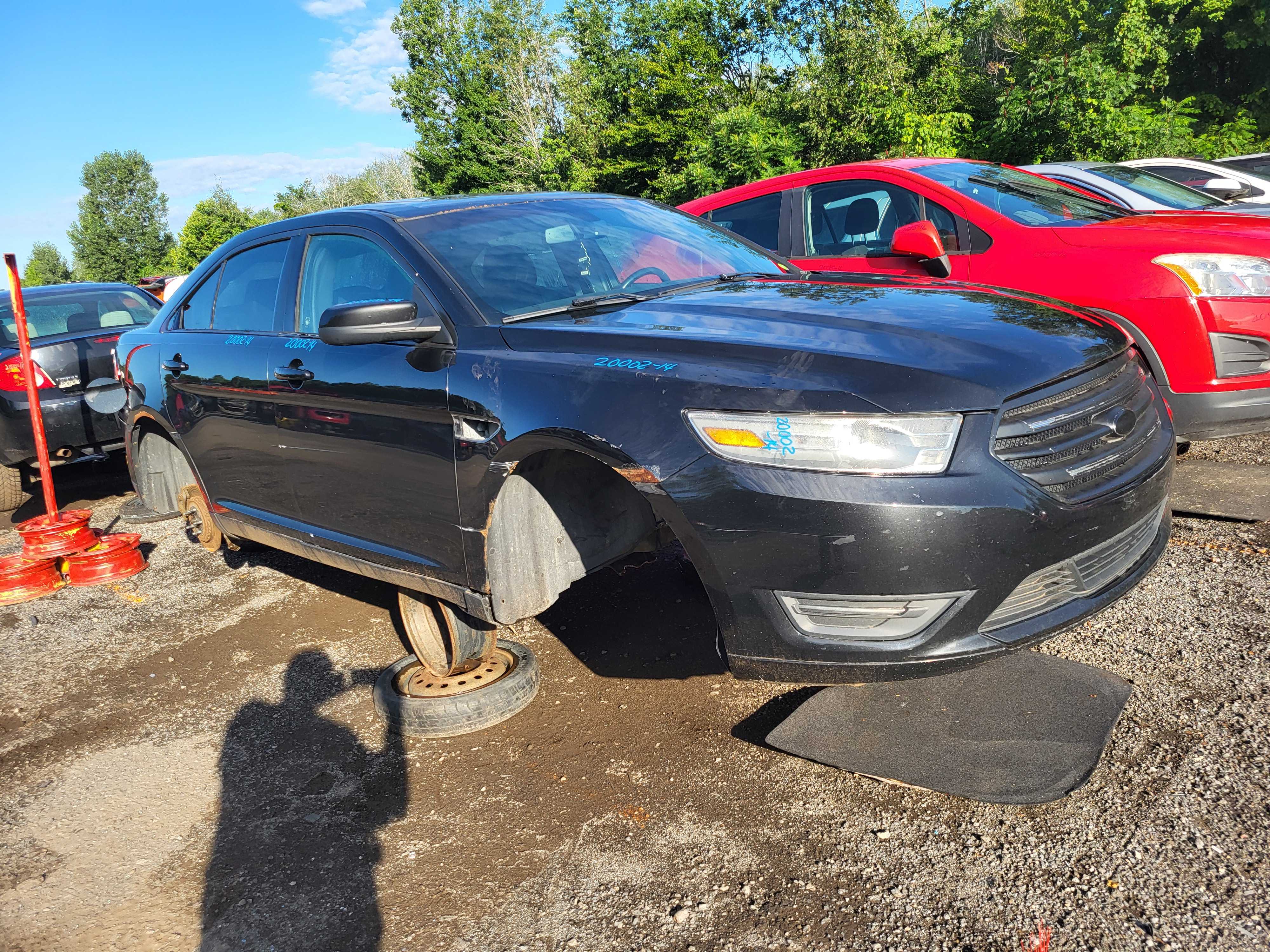 FORD TAURUS 2014