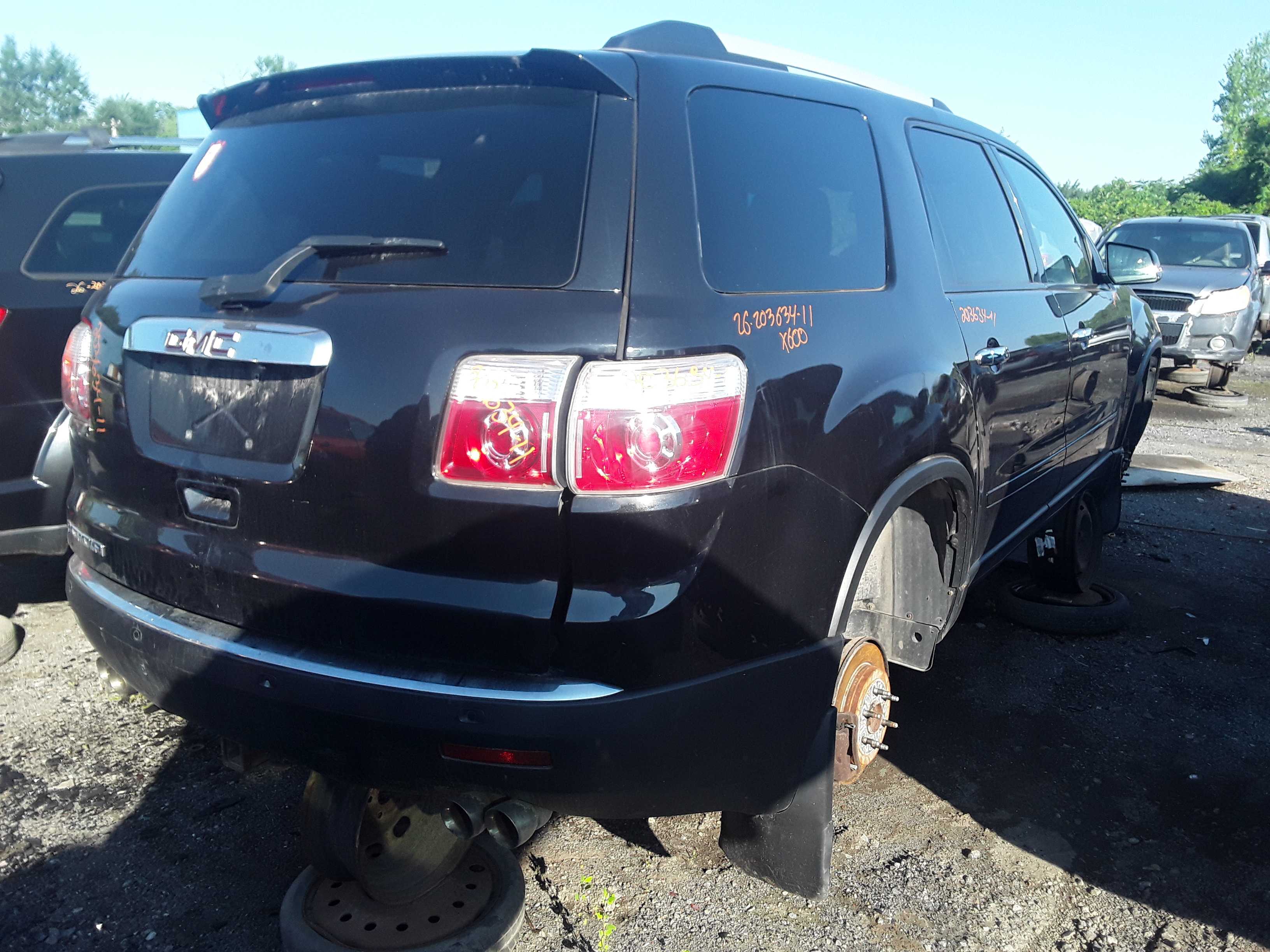 GMC ACADIA 2011
