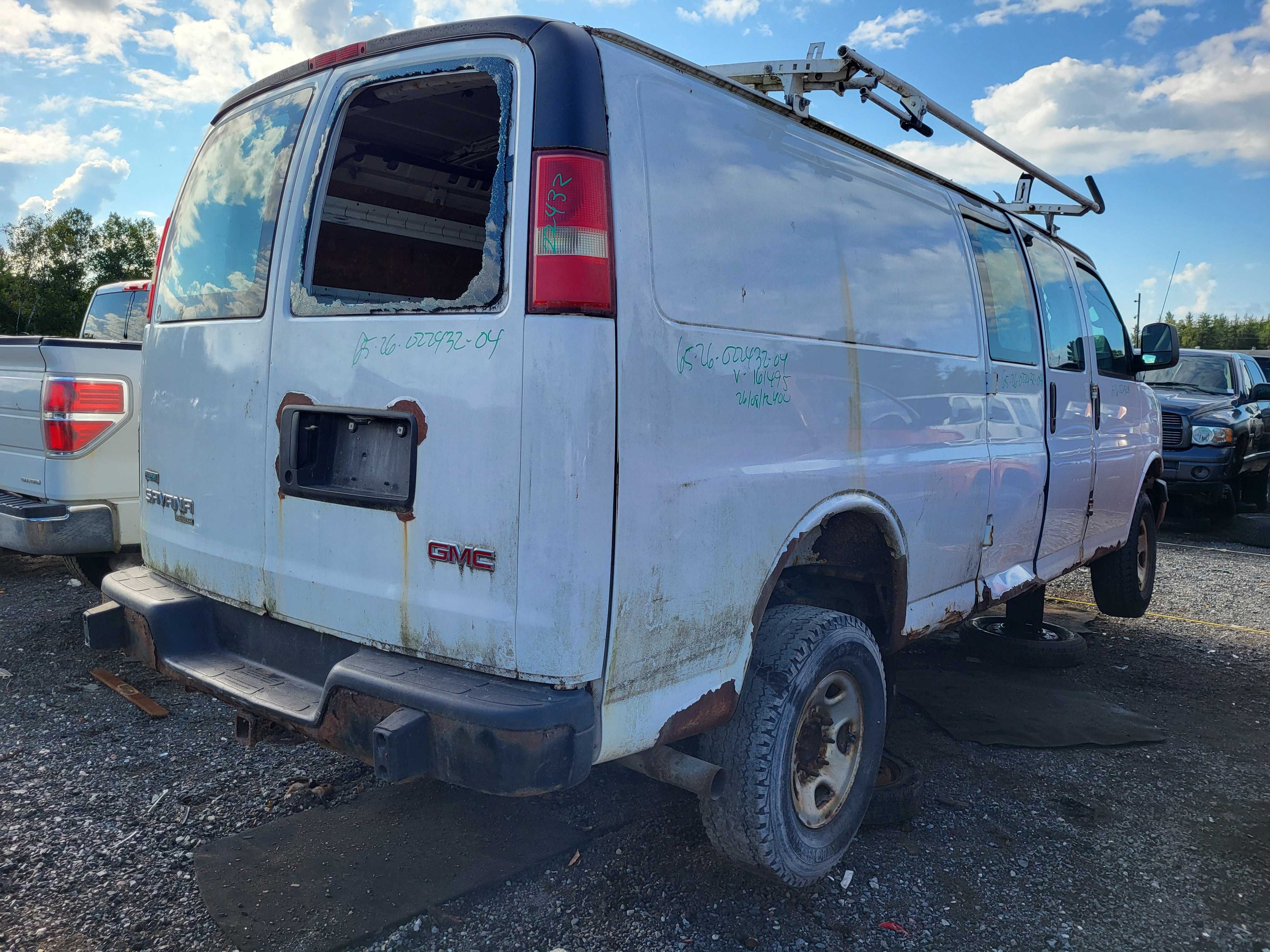 GMC SAVANA CARGO 2004