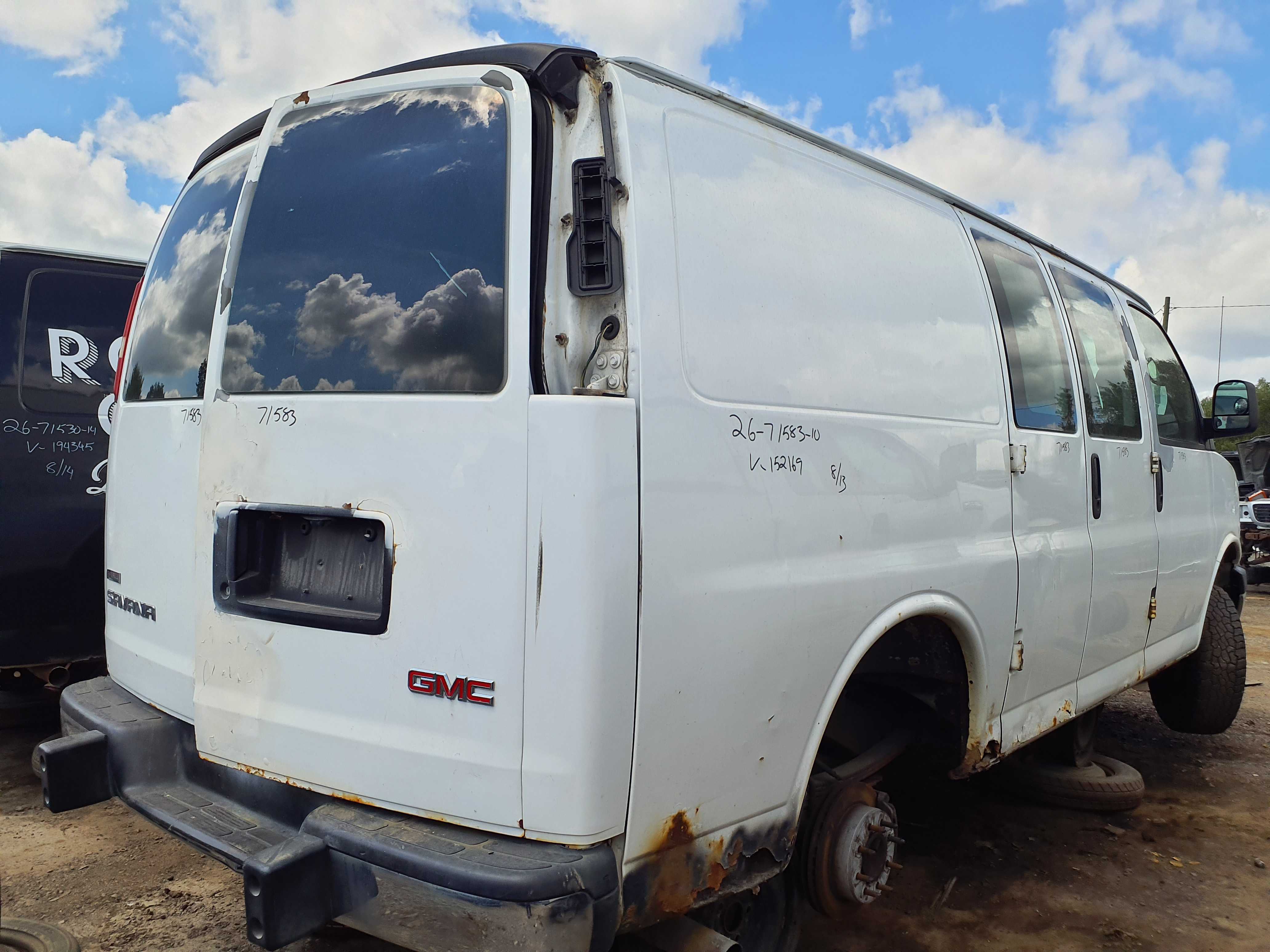 GMC SAVANA CARGO 2010