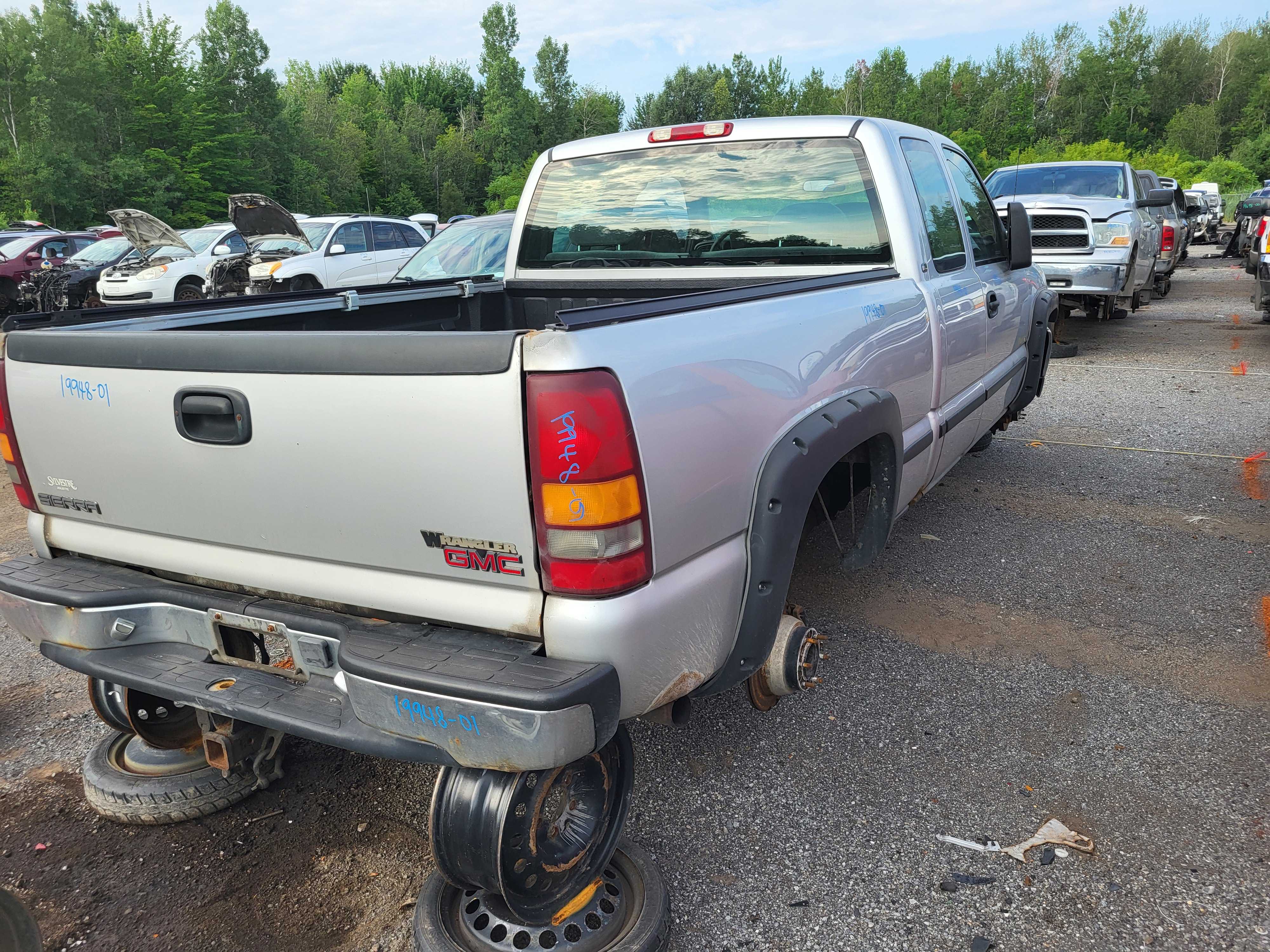 GMC SIERRA 1500 2001