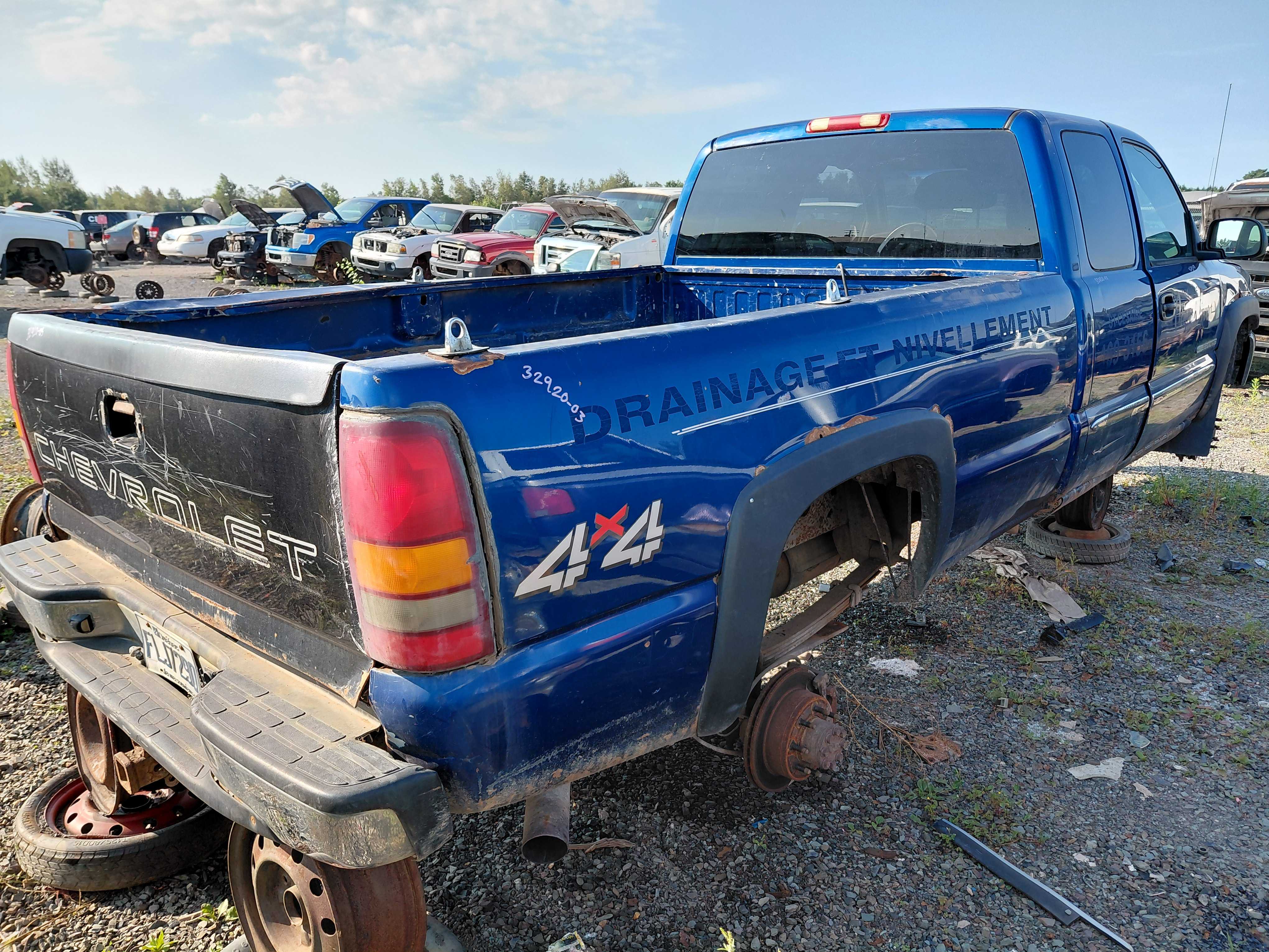 GMC SIERRA 2500 2003