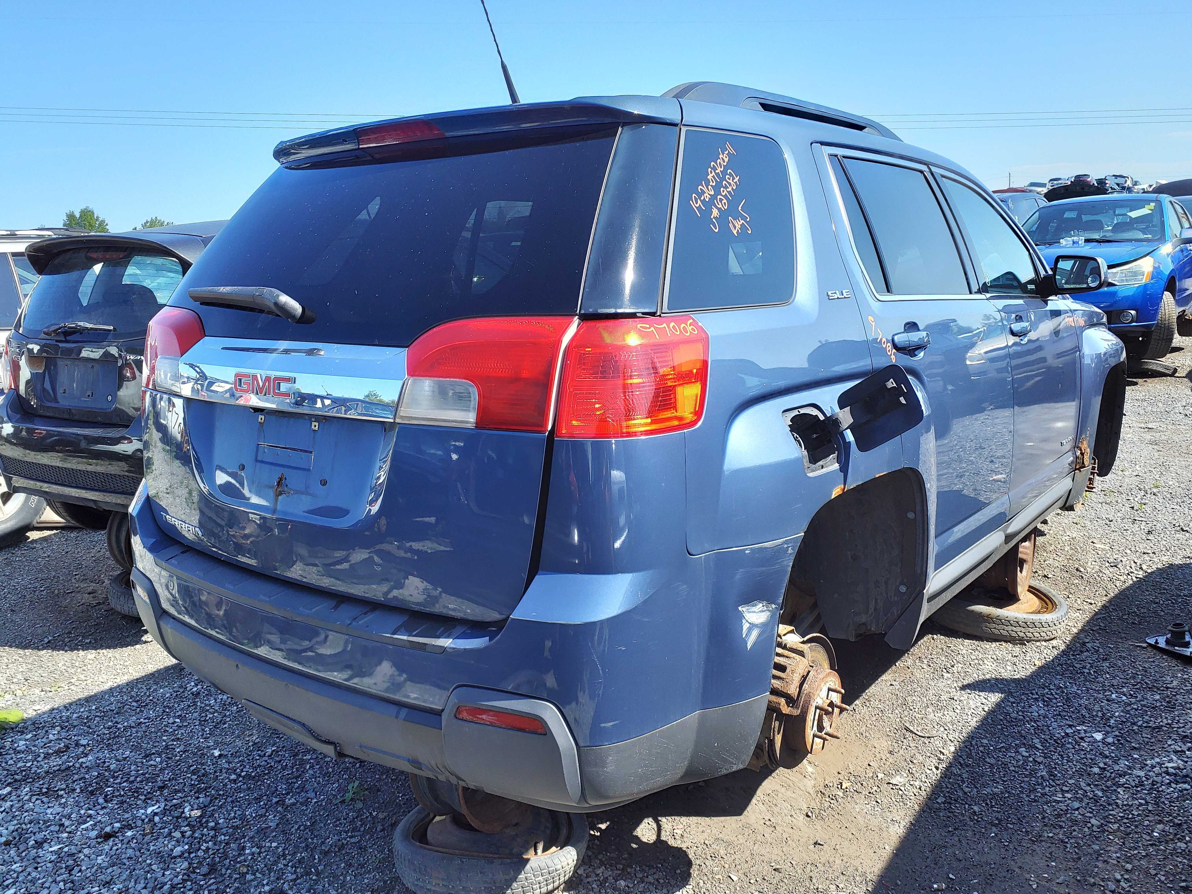 GMC TERRAIN 2011