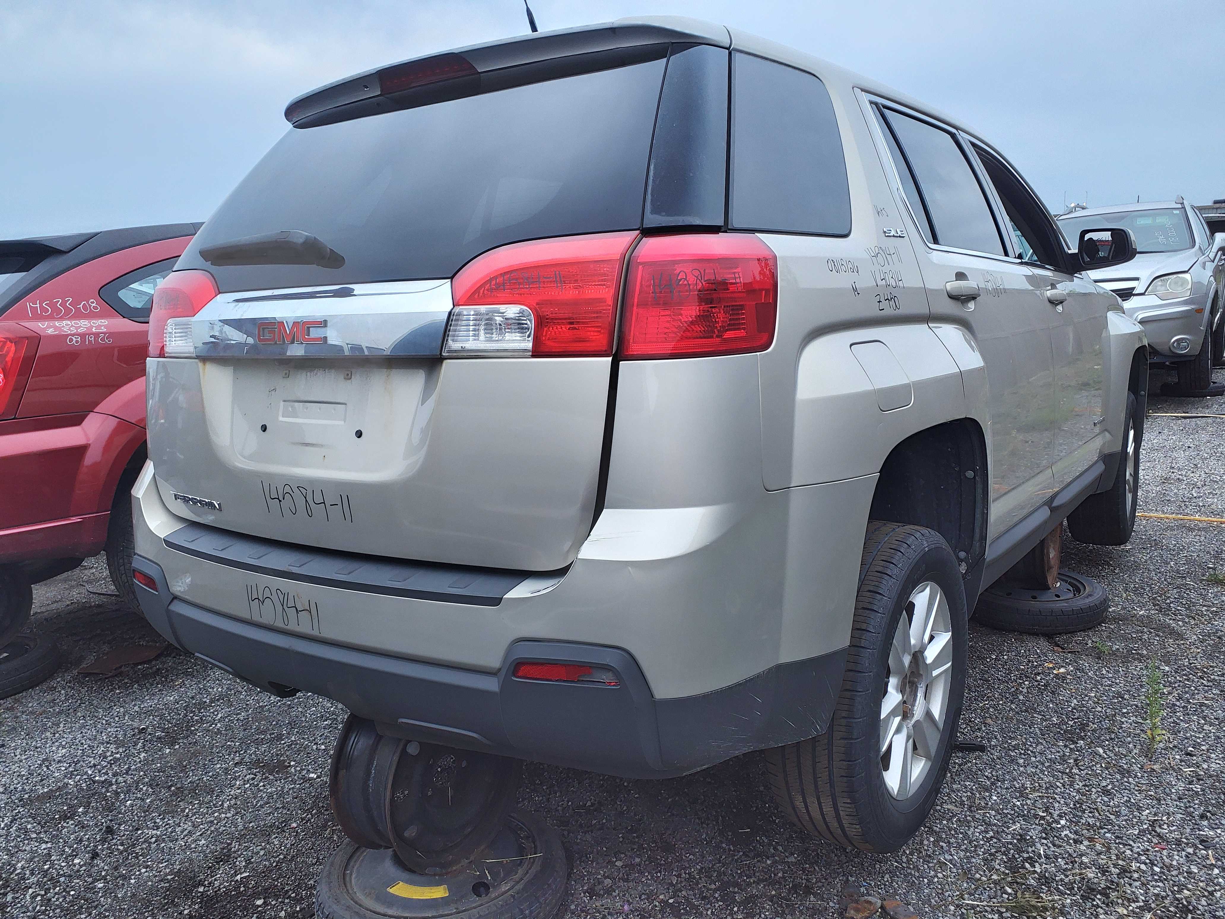 GMC VAN 2011