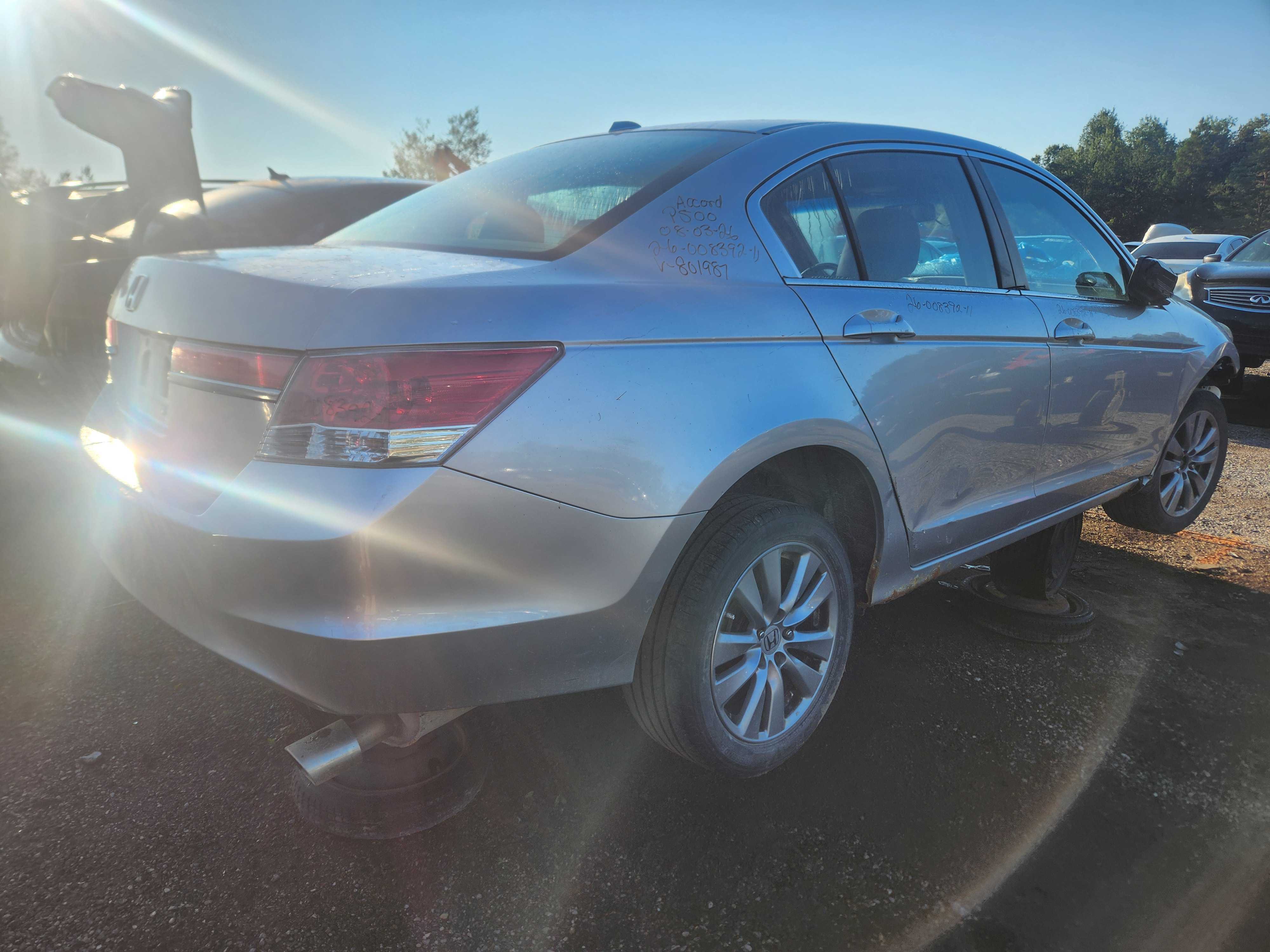 HONDA ACCORD 2011
