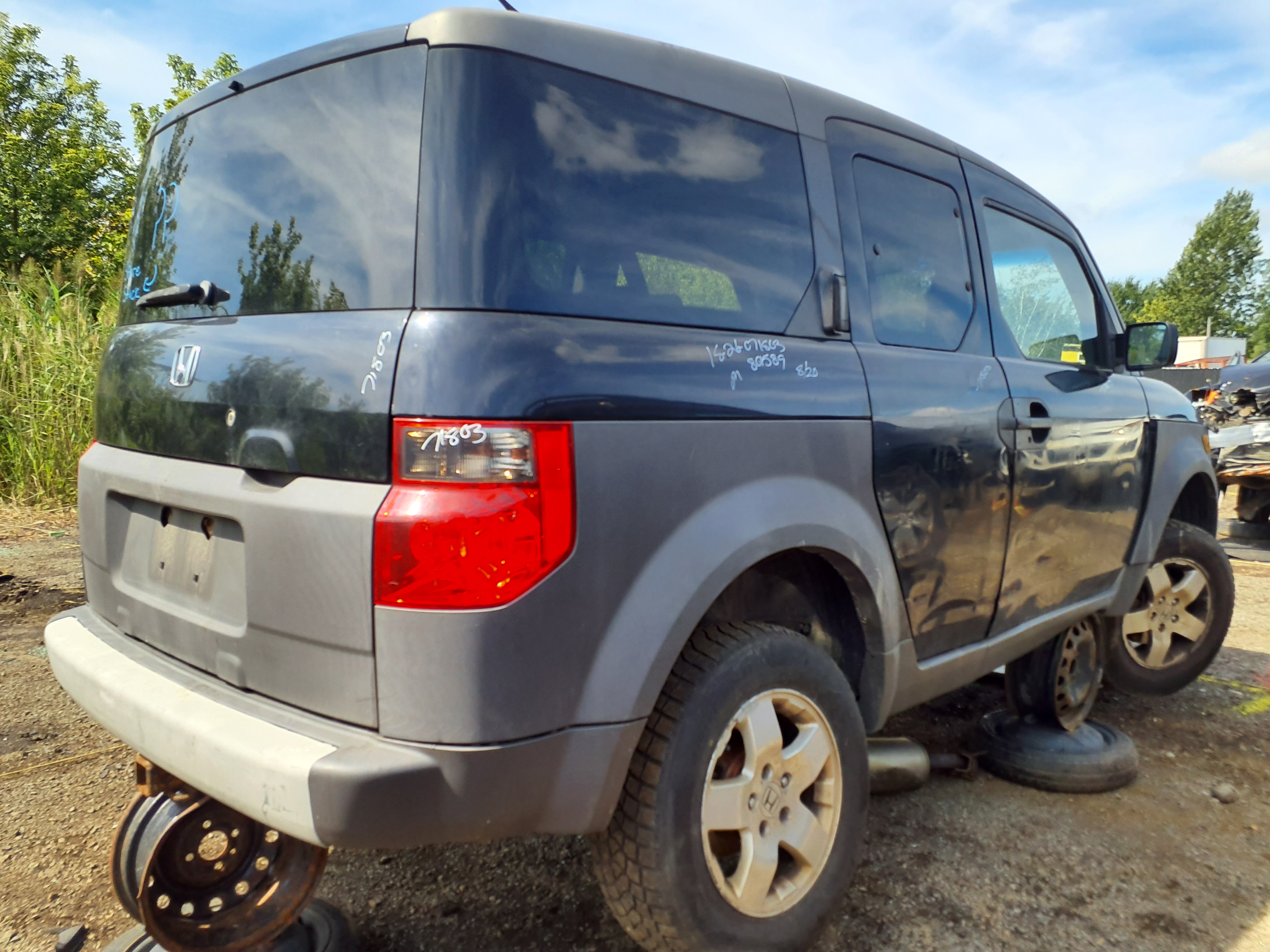 HONDA ELEMENT 2003