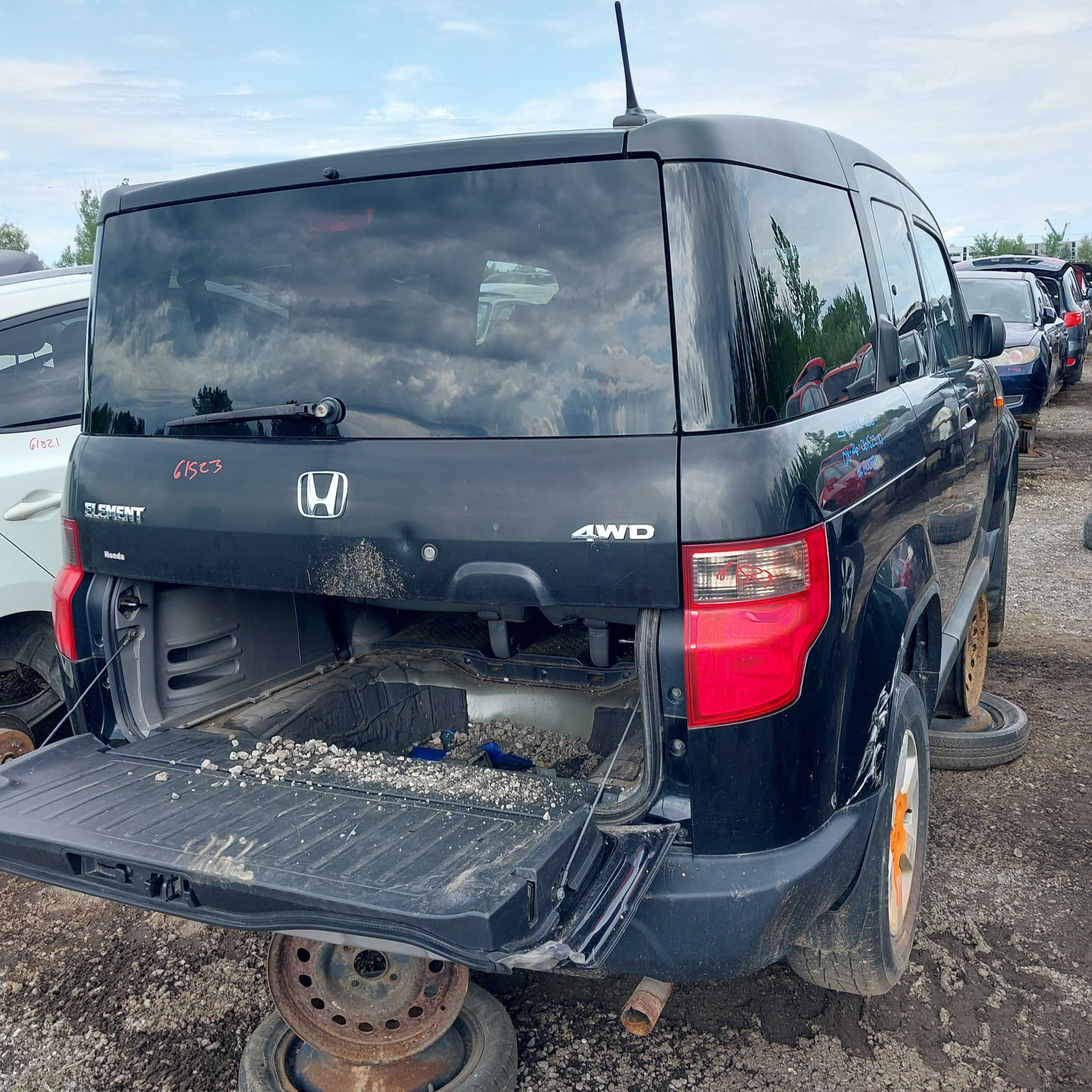 HONDA ELEMENT 2010
