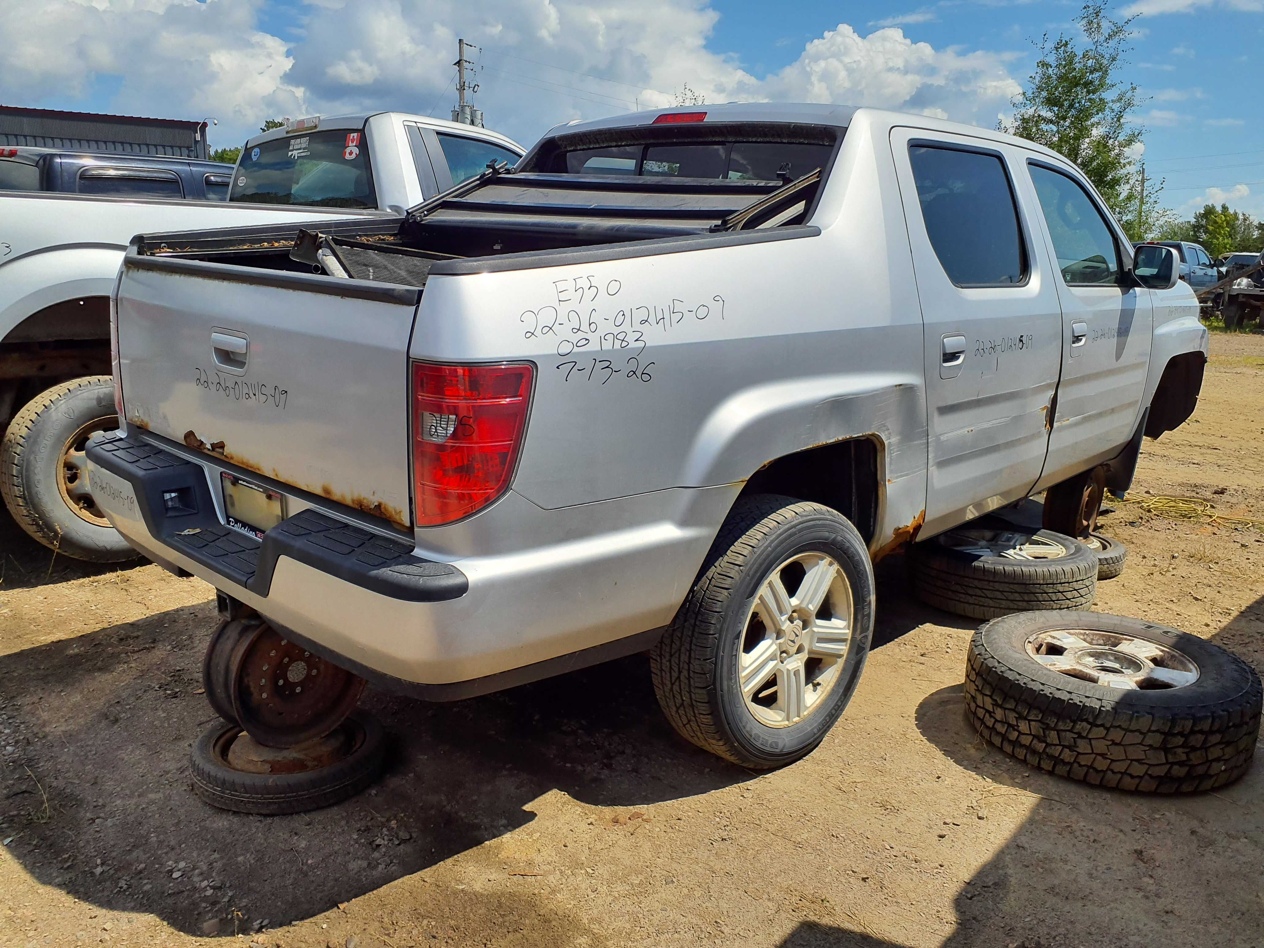 HONDA RIDGELINE 2009