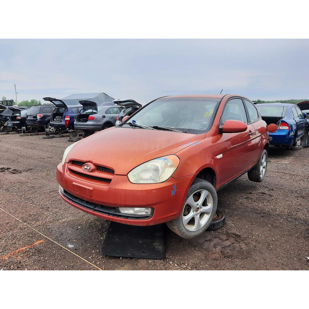 HYUNDAI ACCENT 2009