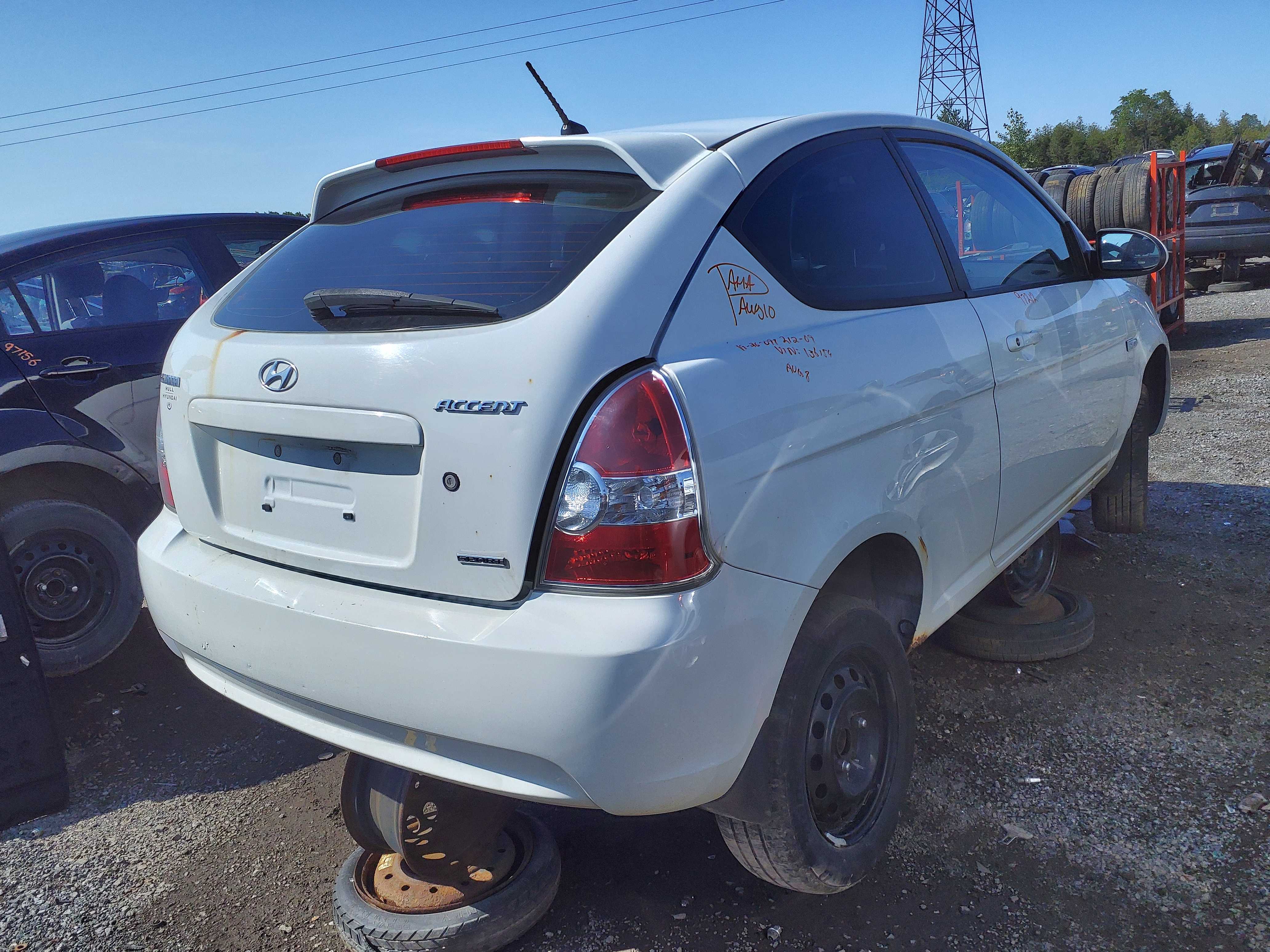HYUNDAI ACCENT 2009