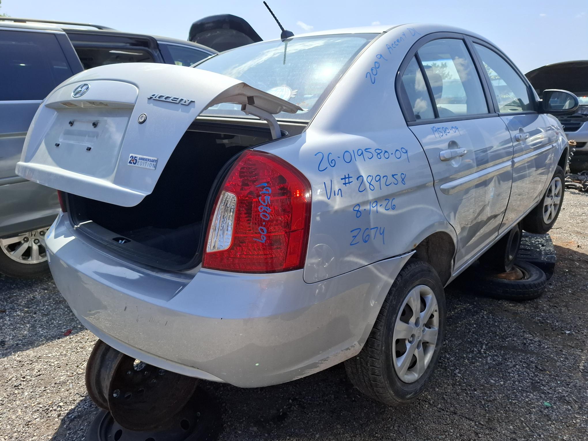 HYUNDAI ACCENT 2009
