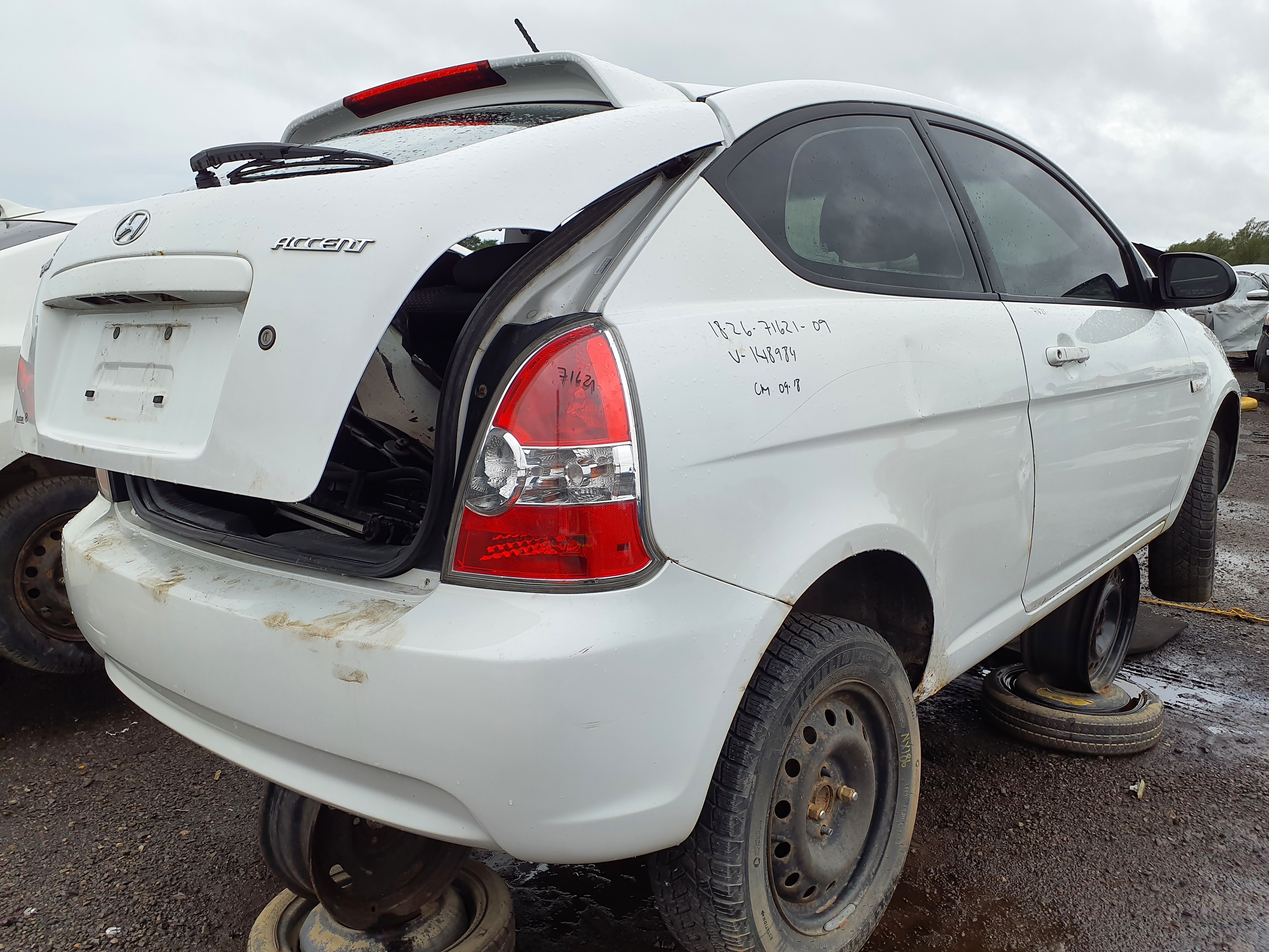 HYUNDAI ACCENT 2009