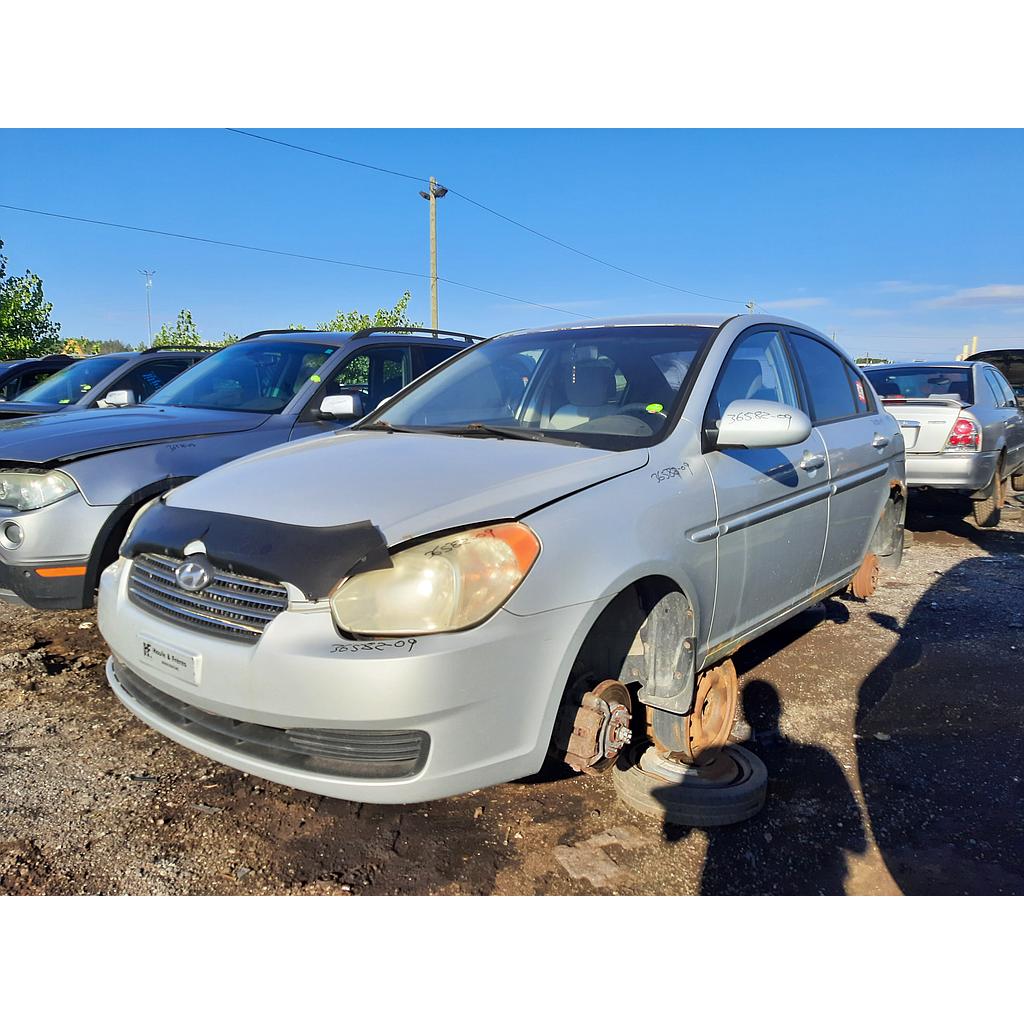 HYUNDAI ACCENT 2009