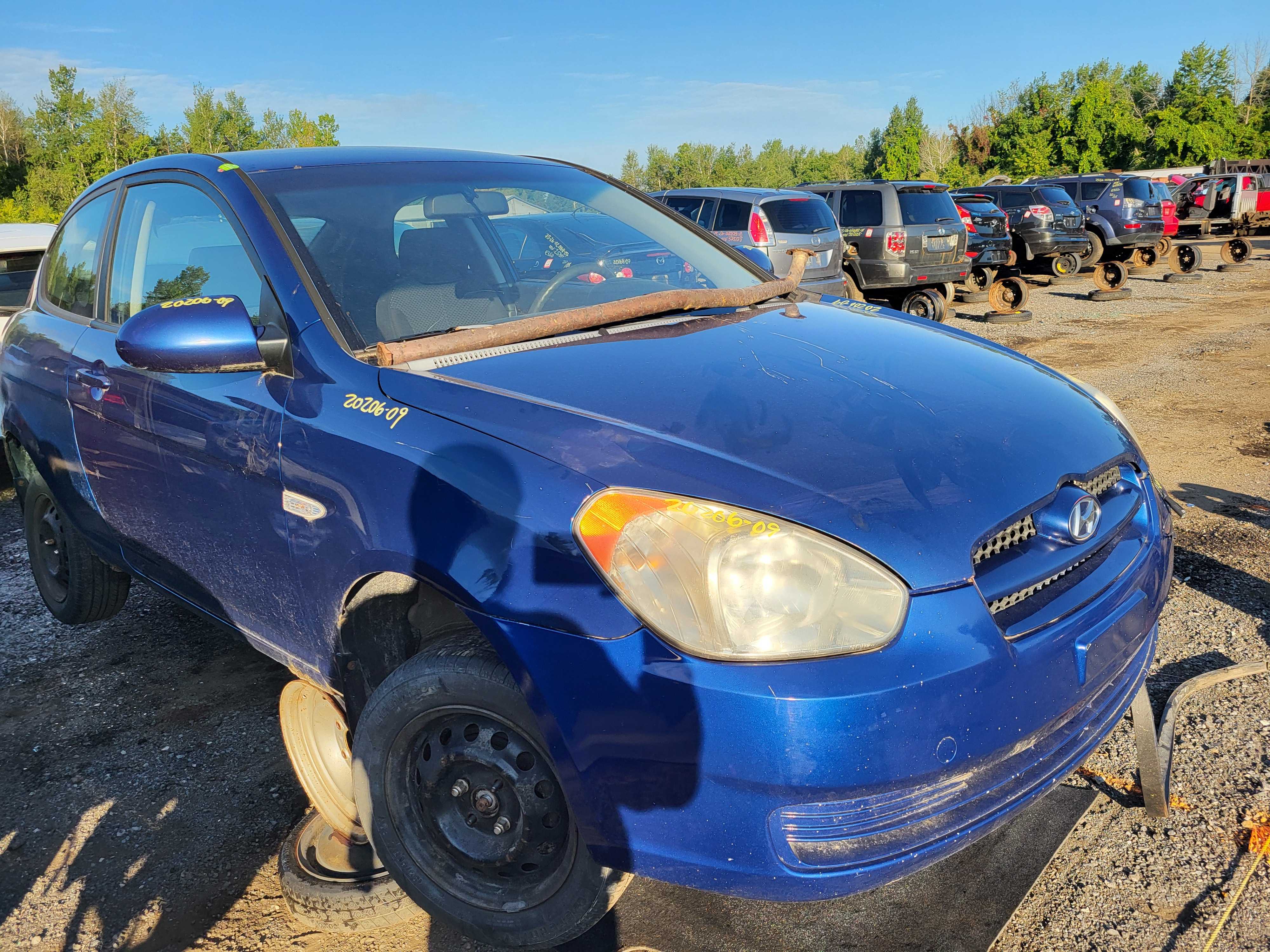 HYUNDAI ACCENT 2009